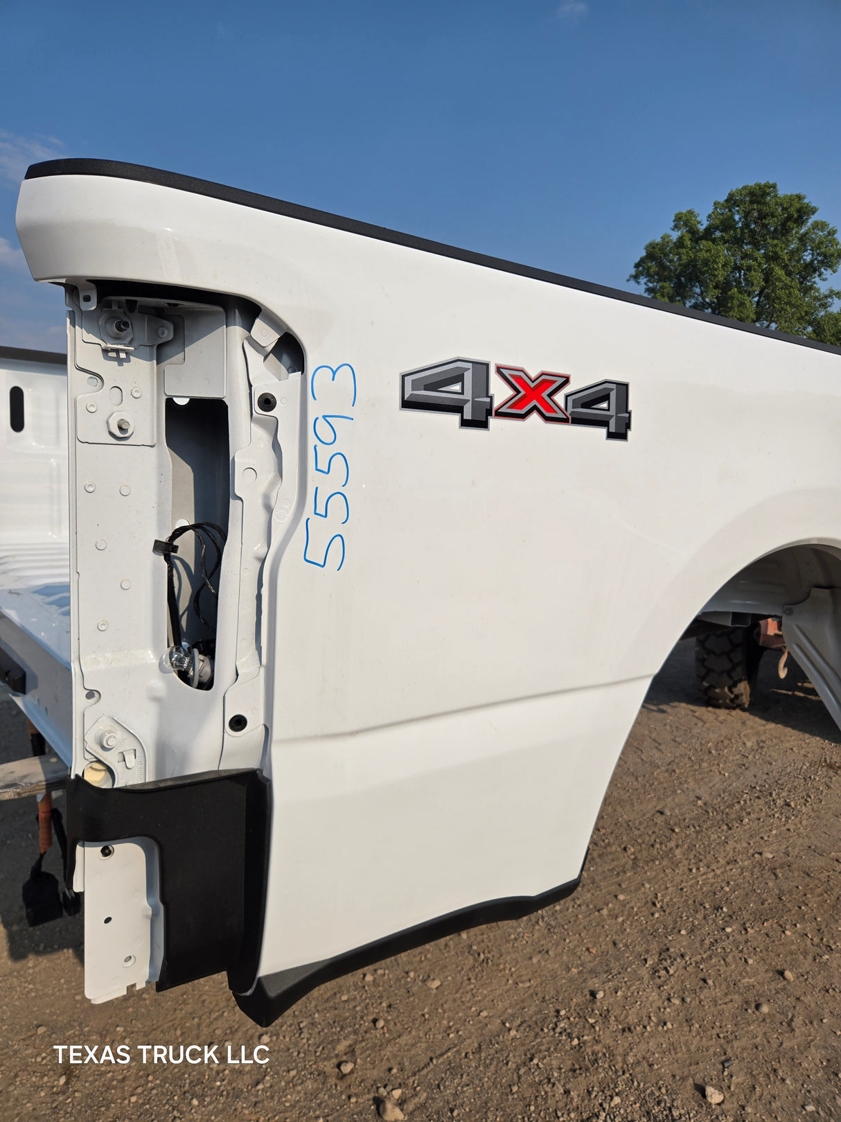 2023-2025 Ford F250 F350 Super Duty 6' 9" Short Truck Bed