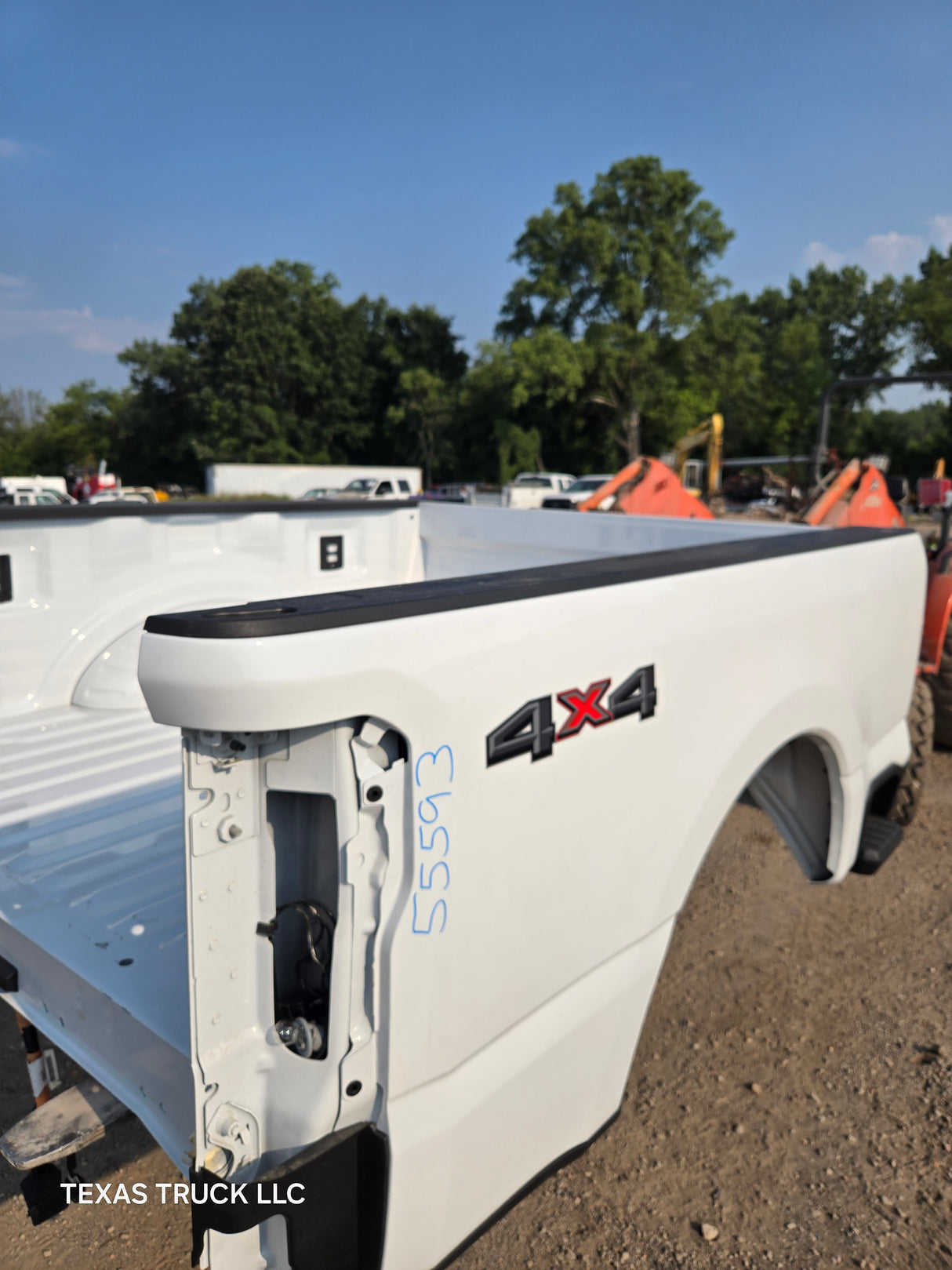2023-2025 Ford F250 F350 Super Duty 6' 9" Short Truck Bed