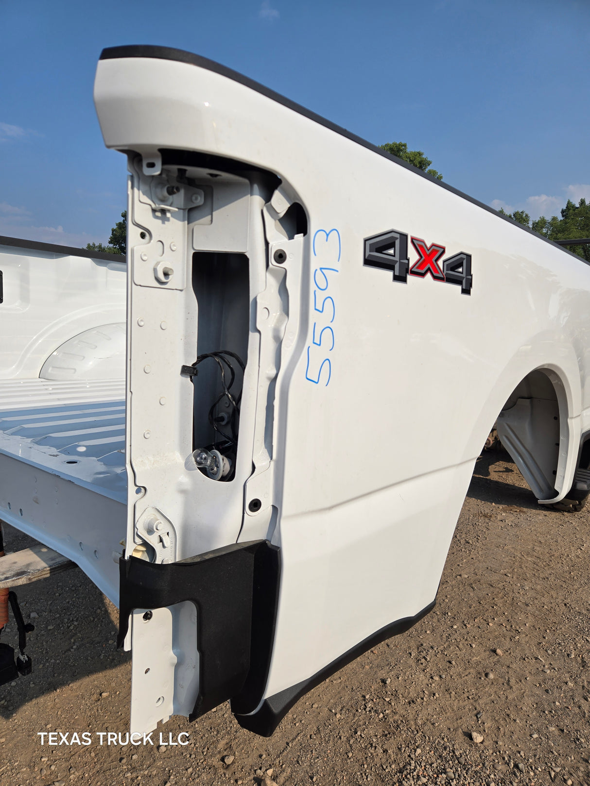 2023-2025 Ford F250 F350 Super Duty 6' 9" Short Truck Bed
