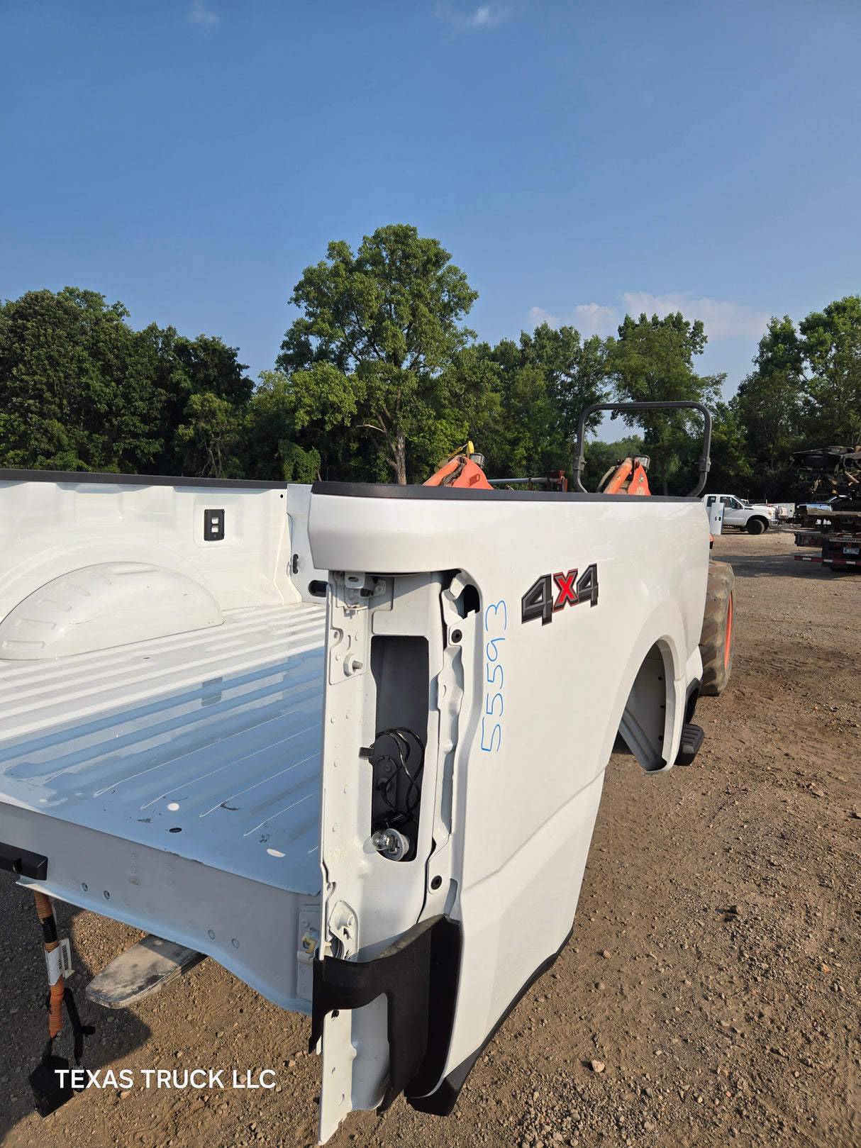 2023-2025 Ford F250 F350 Super Duty 6' 9" Short Truck Bed