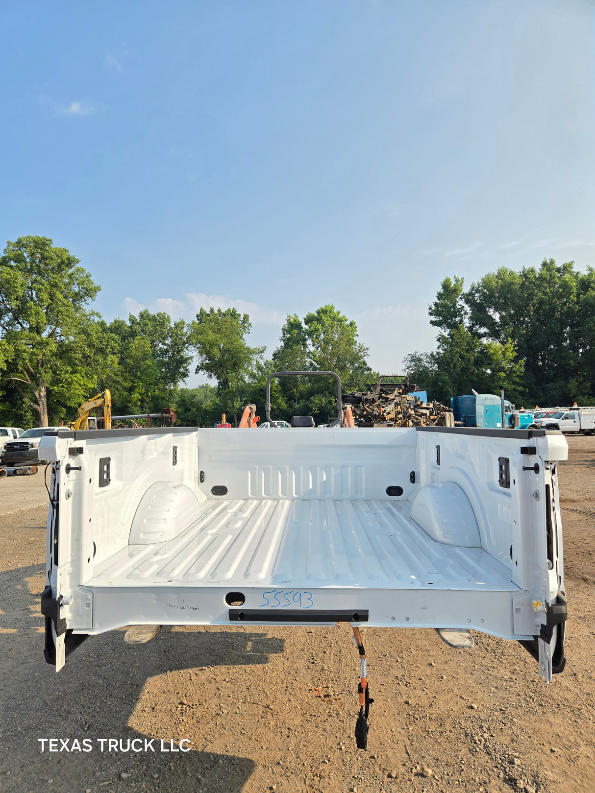 2023-2025 Ford F250 F350 Super Duty 6' 9" Short Truck Bed
