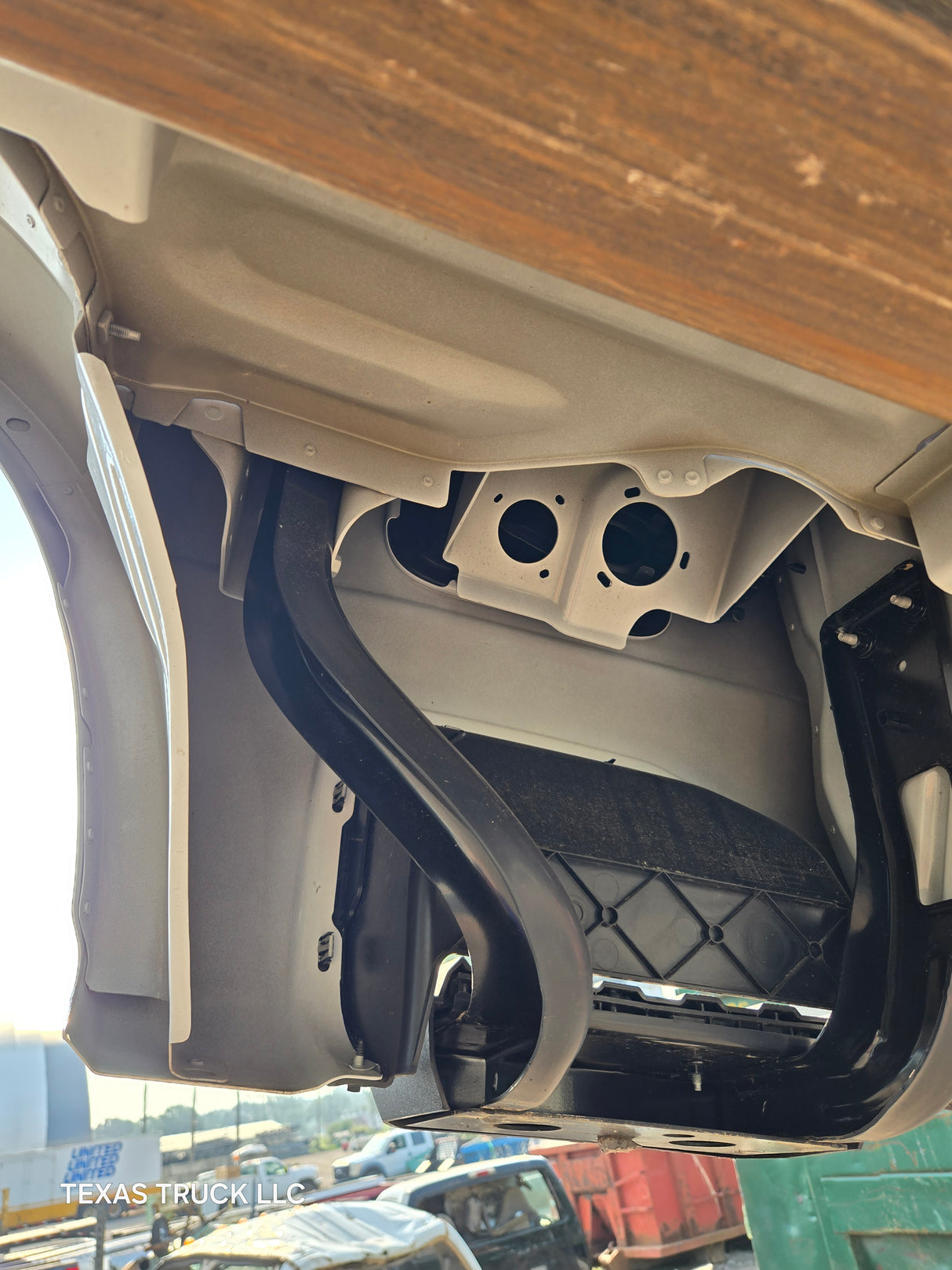 2023-2025 Ford F250 F350 Super Duty 6' 9" Short Truck Bed