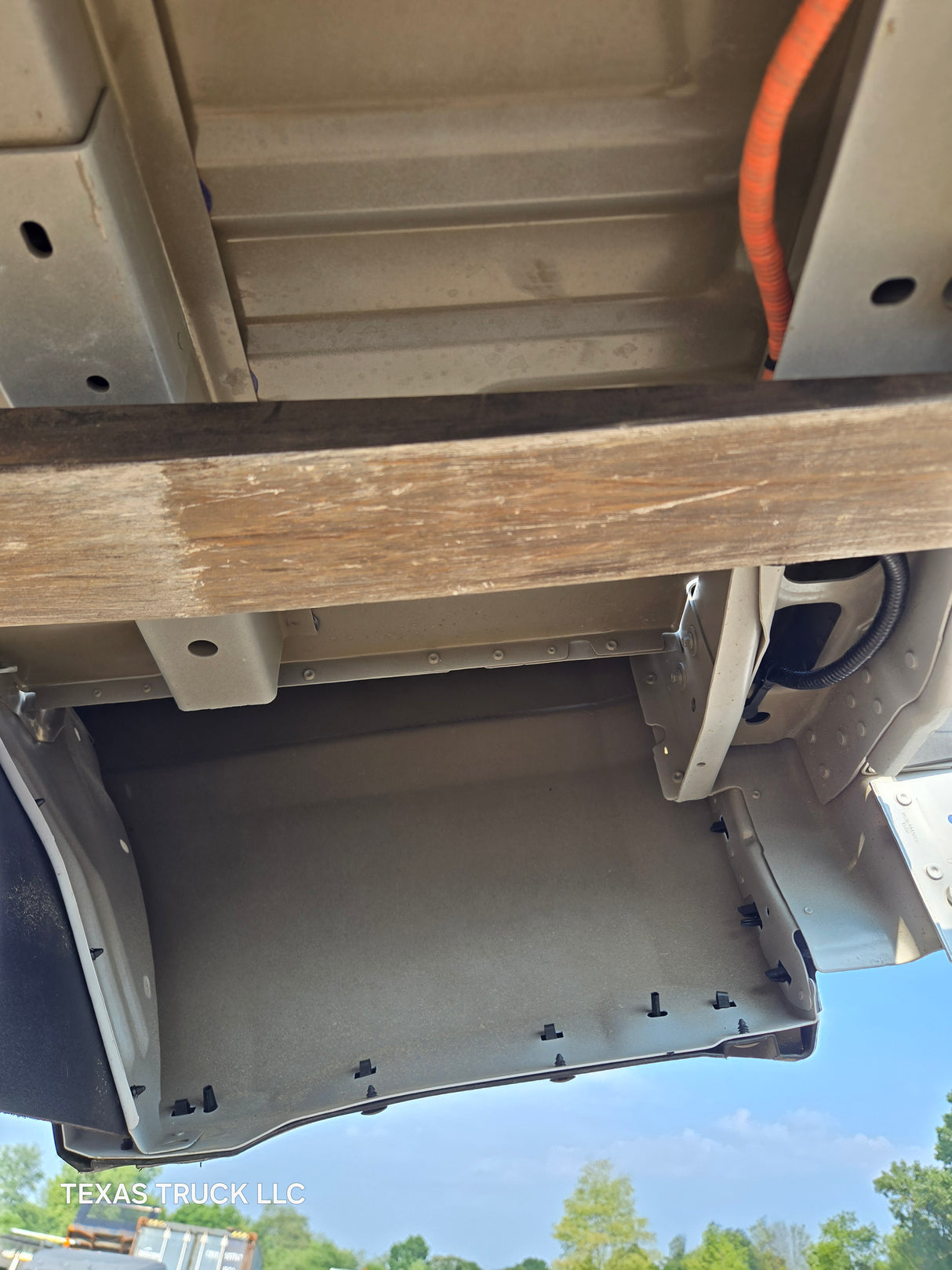 2023-2025 Ford F250 F350 Super Duty 6' 9" Short Truck Bed