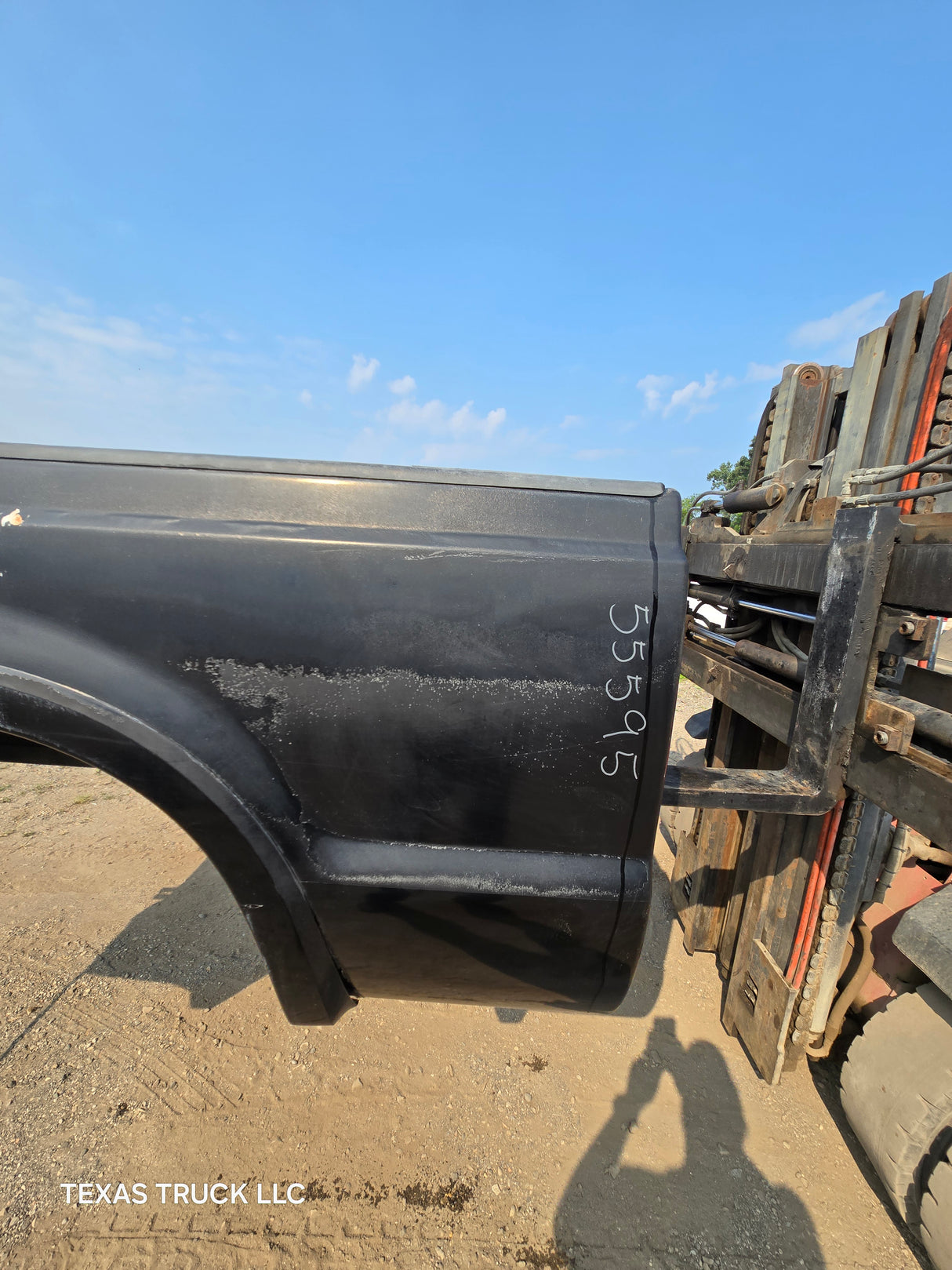 1999-2010 Ford Super Duty F250 F350 6' 9" Short Truck Bed - Black