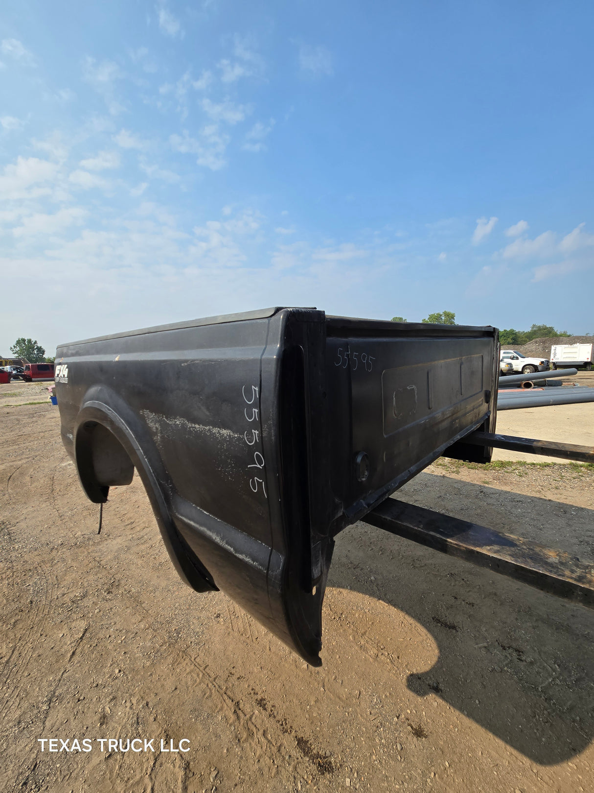 1999-2010 Ford Super Duty F250 F350 6' 9" Short Truck Bed - Black
