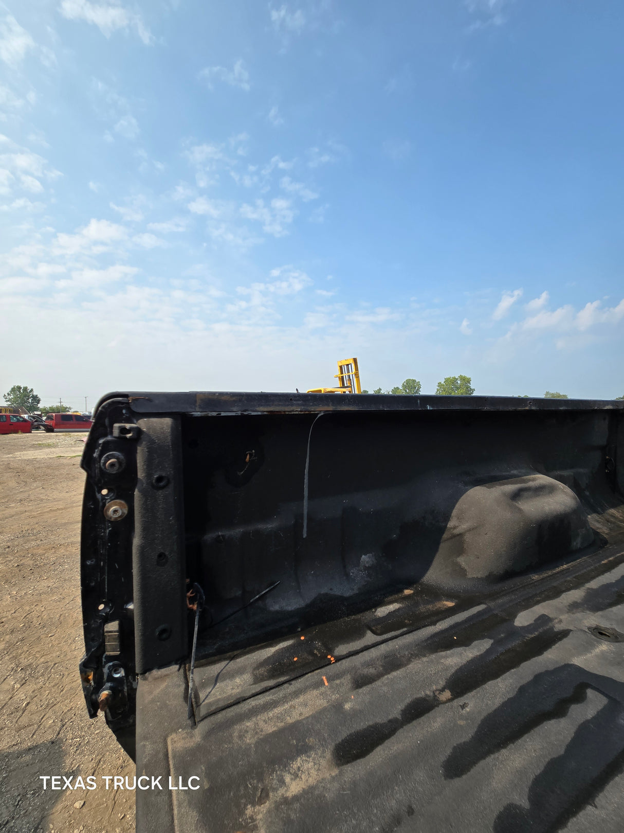 1999-2010 Ford Super Duty F250 F350 6' 9" Short Truck Bed - Black