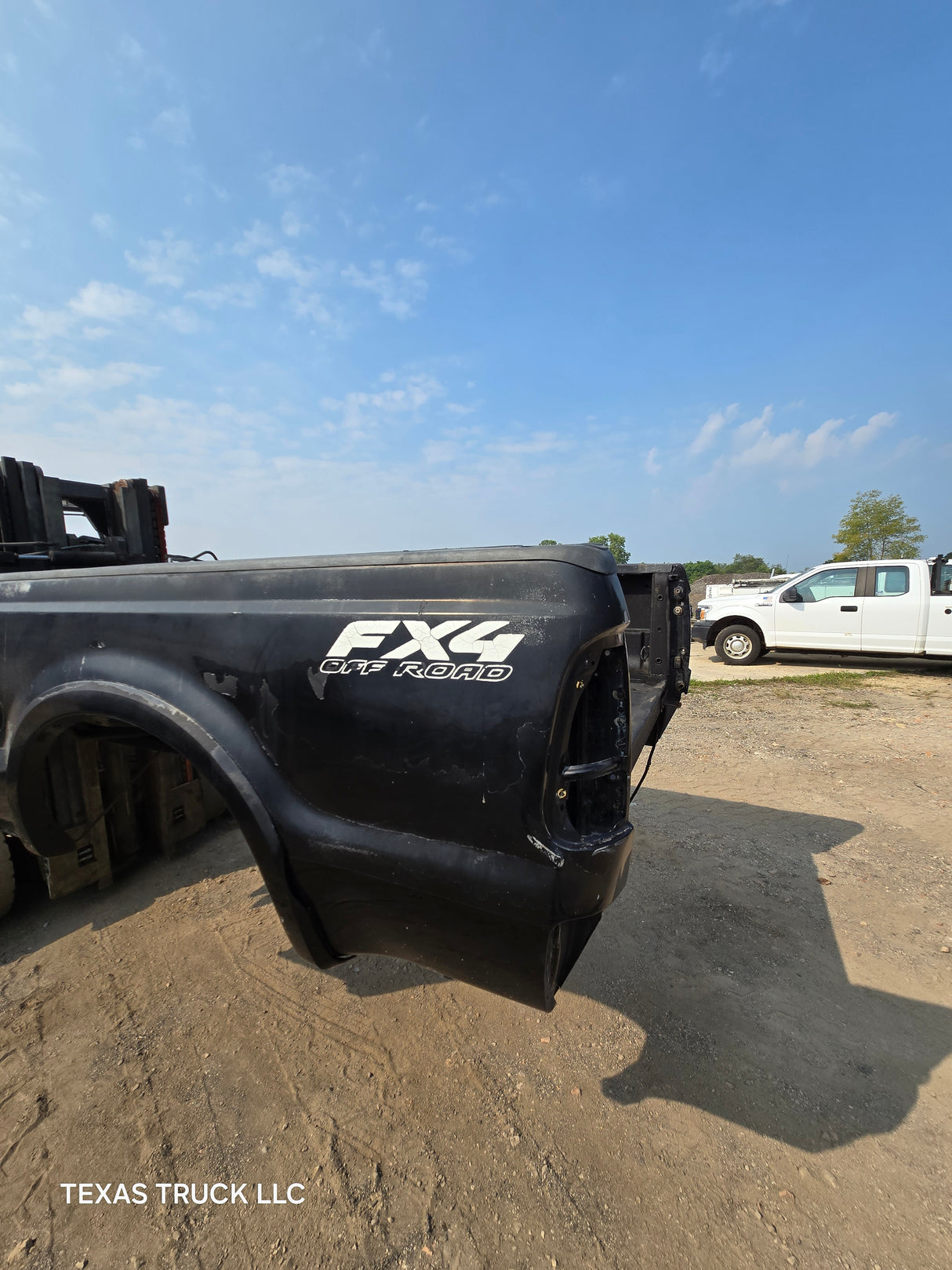 1999-2010 Ford Super Duty F250 F350 6' 9" Short Truck Bed - Black