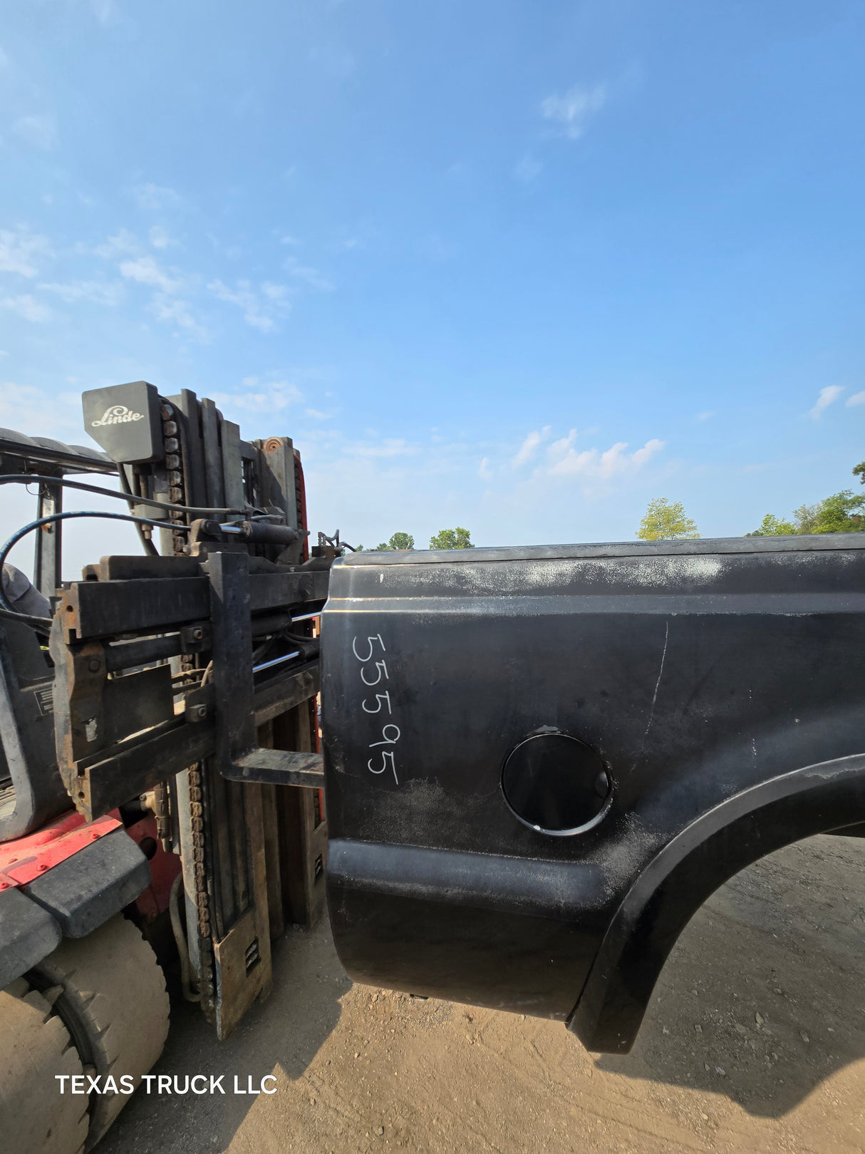 1999-2010 Ford Super Duty F250 F350 6' 9" Short Truck Bed - Black