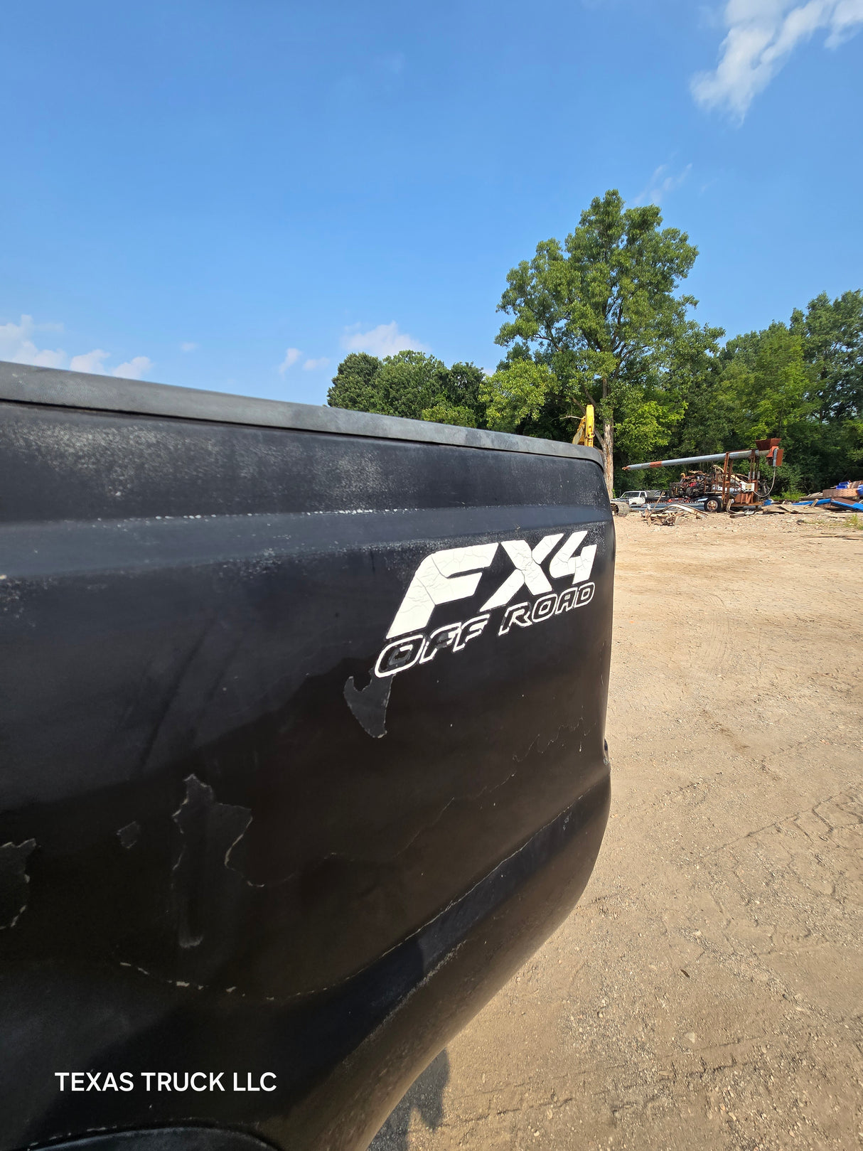 1999-2010 Ford Super Duty F250 F350 6' 9" Short Truck Bed - Black