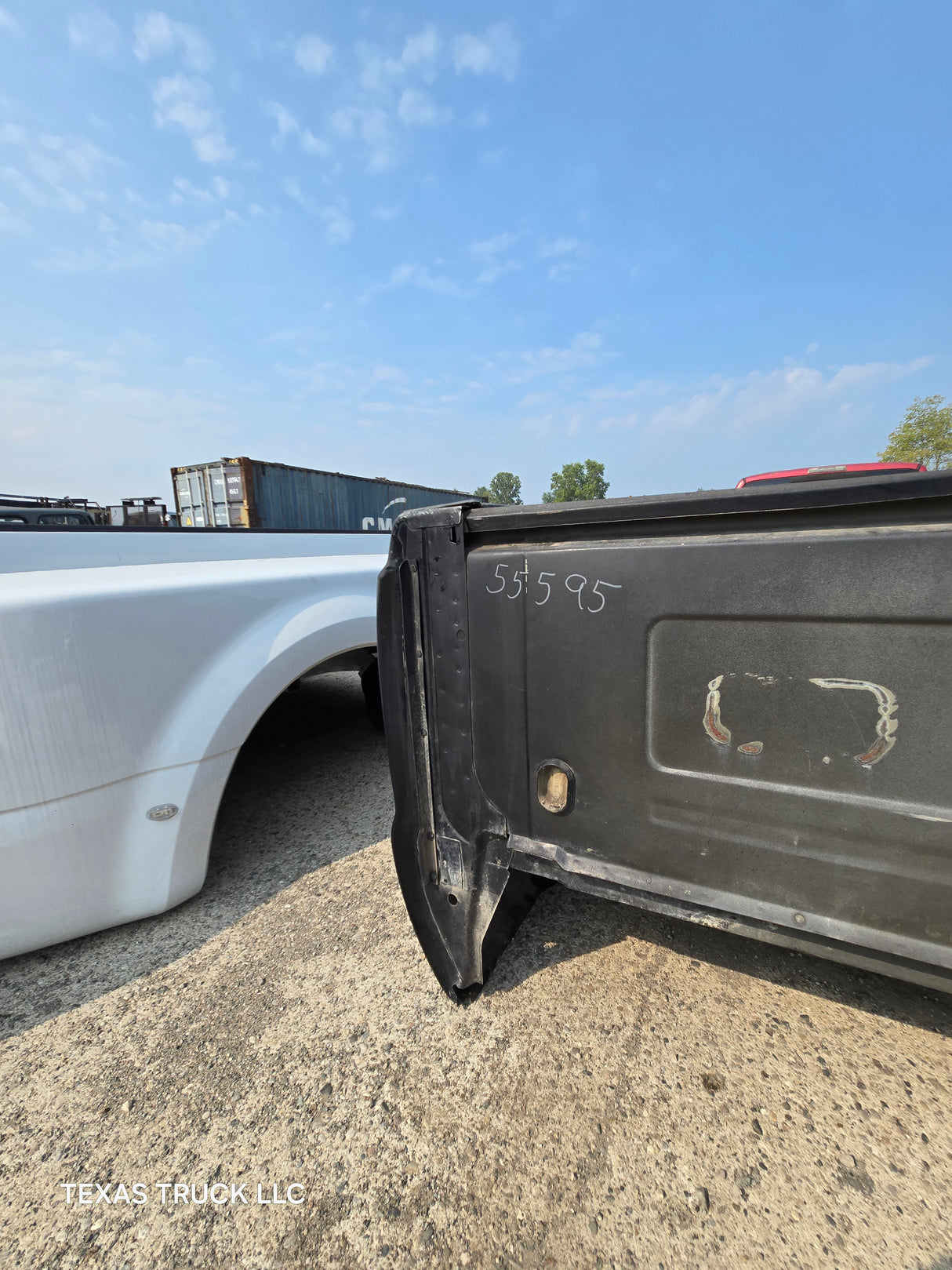 1999-2010 Ford Super Duty F250 F350 6' 9" Short Truck Bed - Black