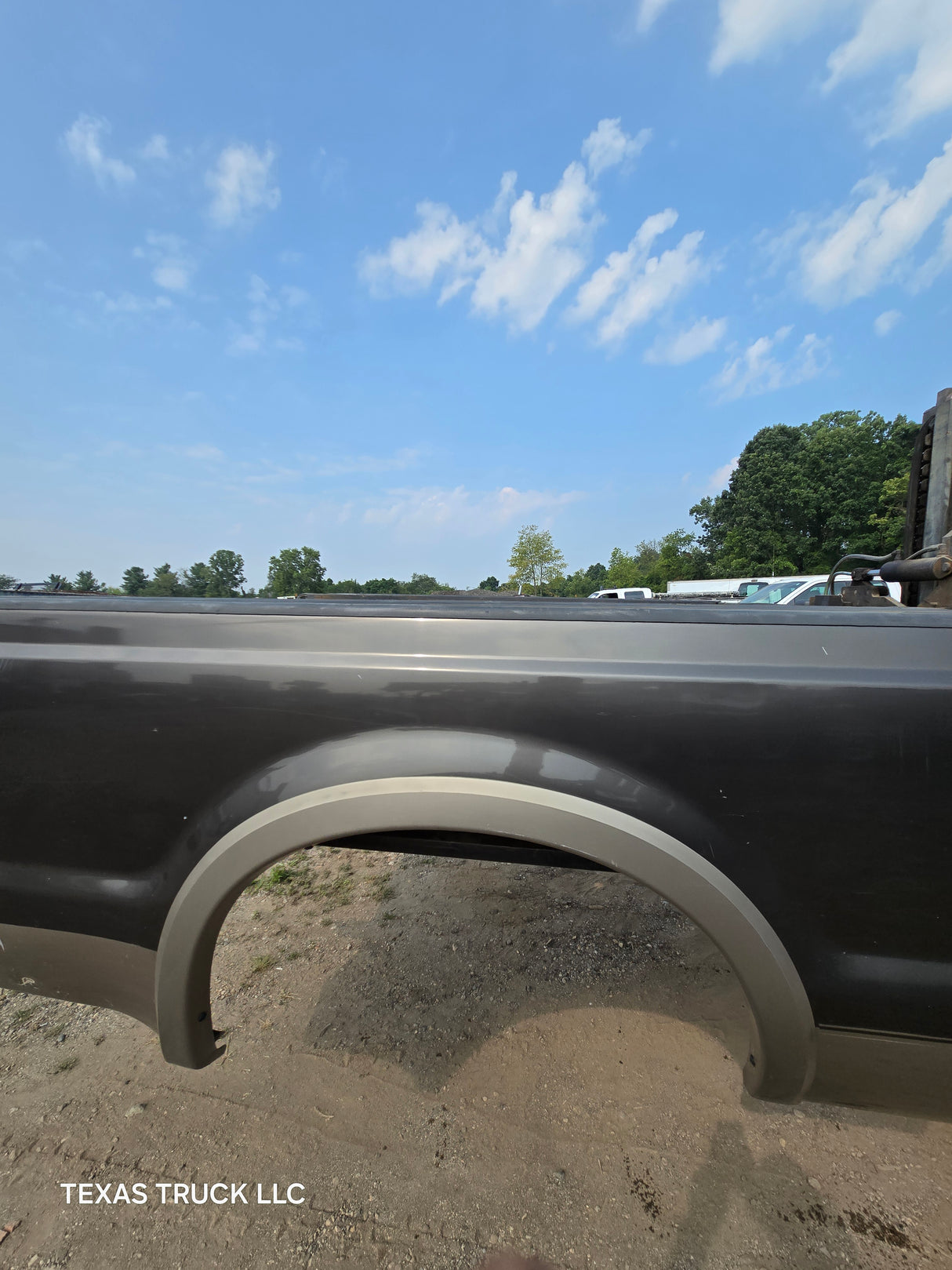 1999-2010 Ford Super Duty F250 F350 6' 9" Short Truck Bed - Brown & Tan