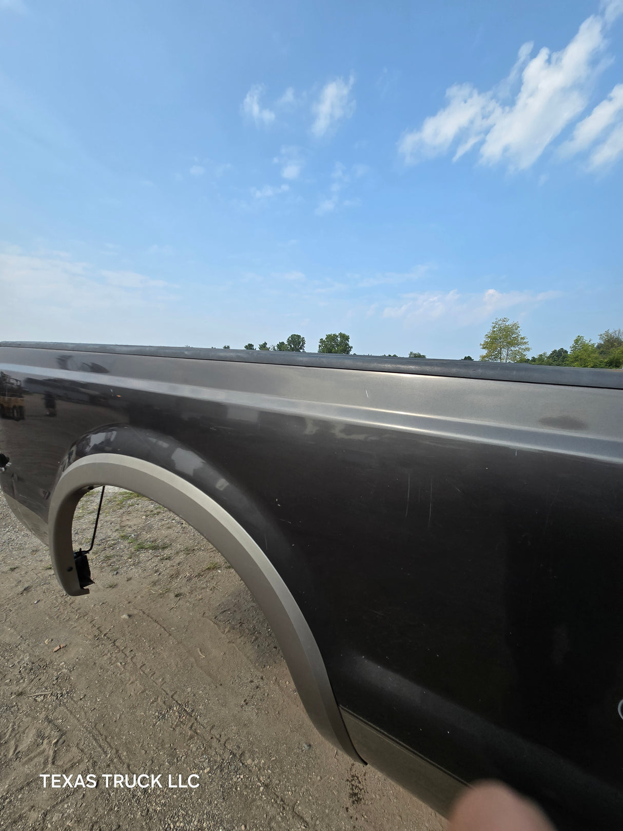 1999-2010 Ford Super Duty F250 F350 6' 9" Short Truck Bed - Brown & Tan