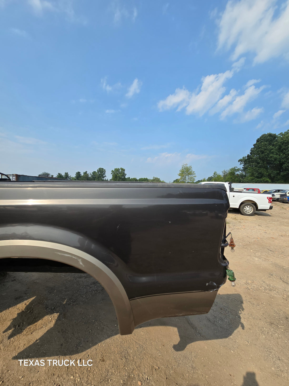1999-2010 Ford Super Duty F250 F350 6' 9" Short Truck Bed - Brown & Tan