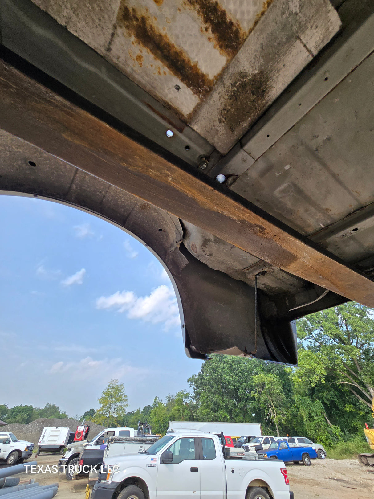 1999-2010 Ford Super Duty F250 F350 6' 9" Short Truck Bed - Brown & Tan
