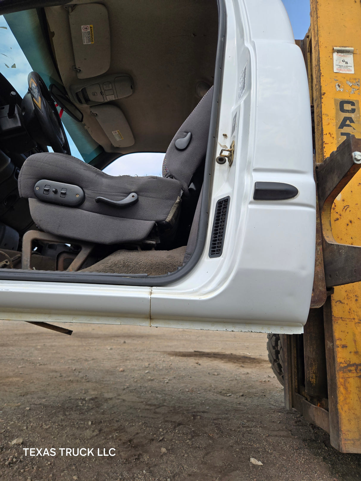 1994-2002 Dodge Ram 1500 2500 3500 2nd Gen 2 Door Regular Cab - White