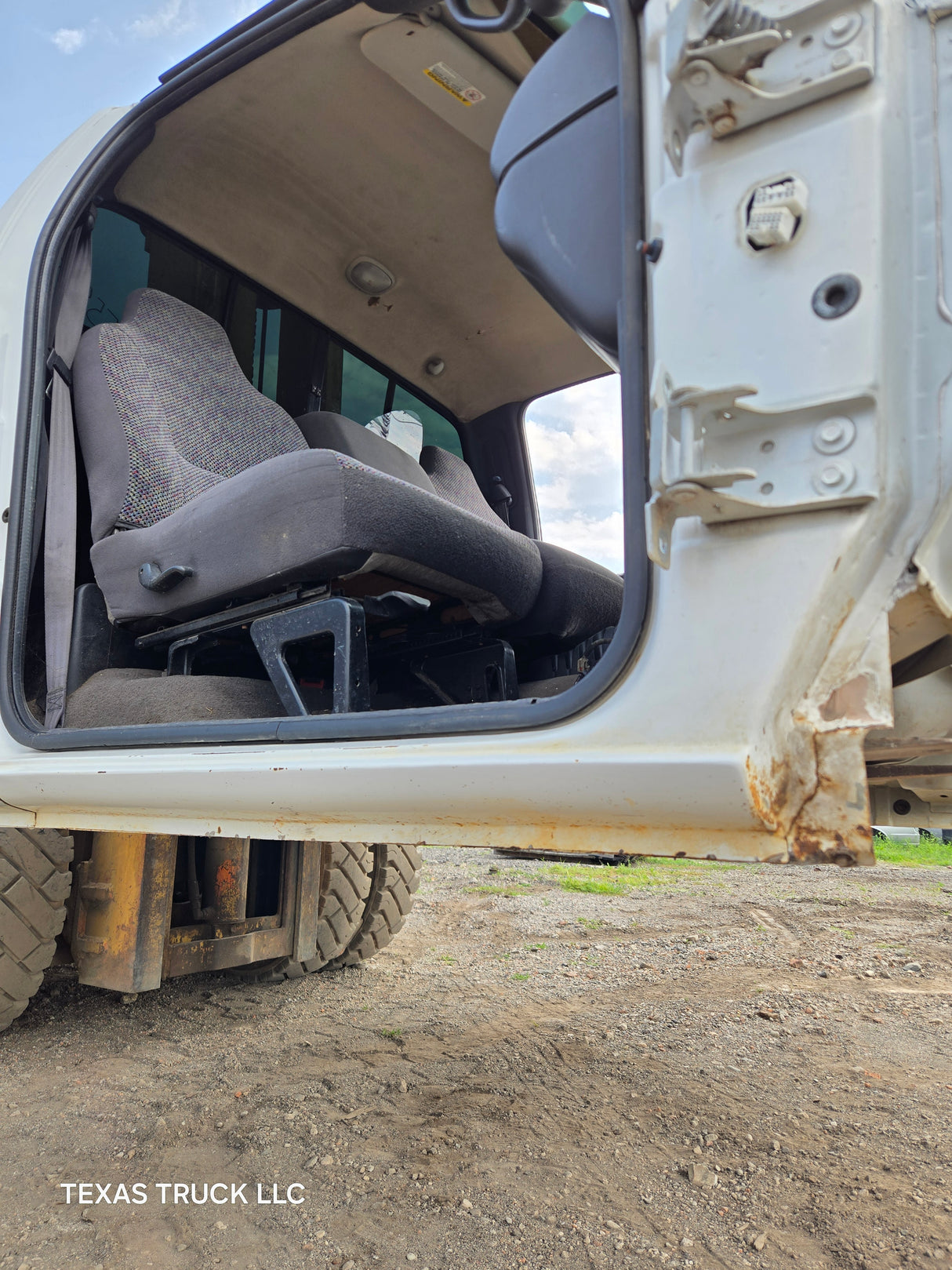 1994-2002 Dodge Ram 1500 2500 3500 2nd Gen 2 Door Regular Cab - White
