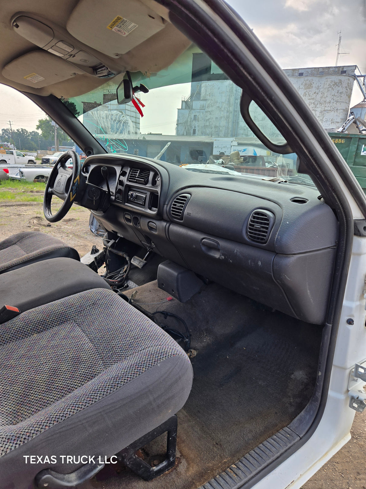 1994-2002 Dodge Ram 1500 2500 3500 2nd Gen 2 Door Regular Cab - White