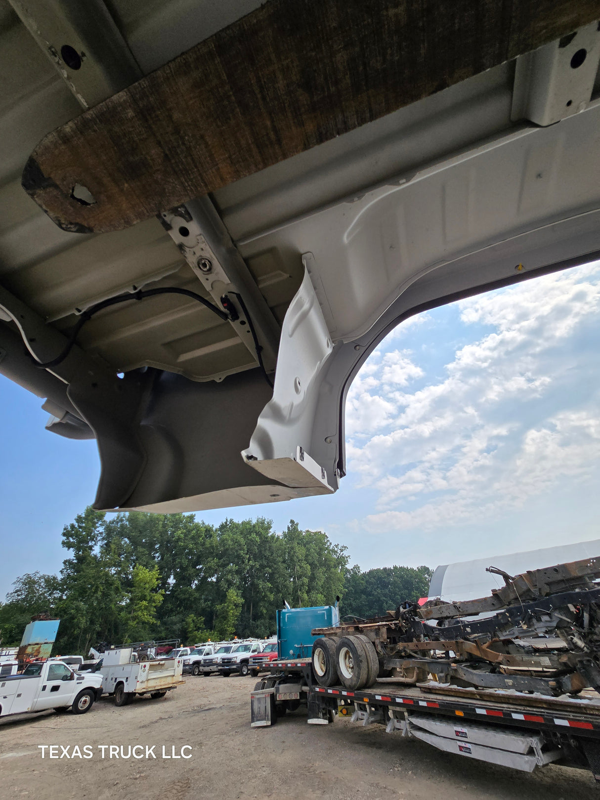 2019-2025 GMC Sierra 2500HD 3500HD 8' Long truck bed - White