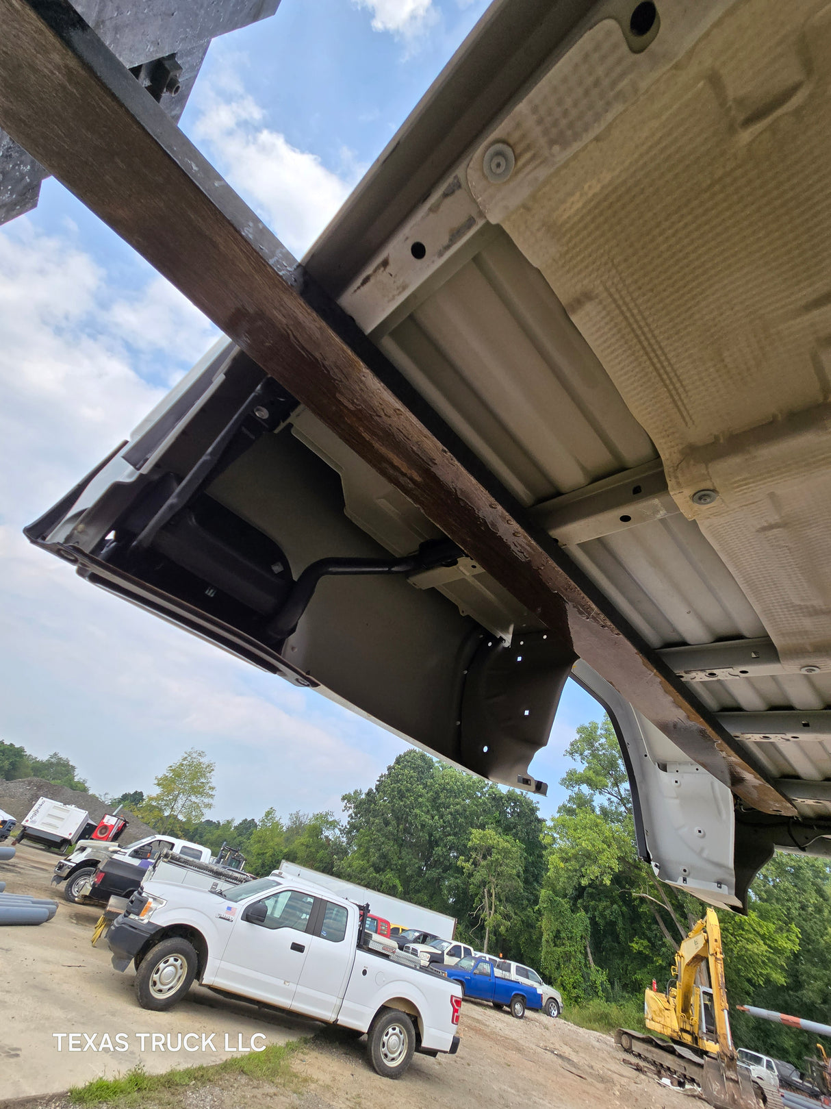 2019-2025 GMC Sierra 2500HD 3500HD 8' Long truck bed - White