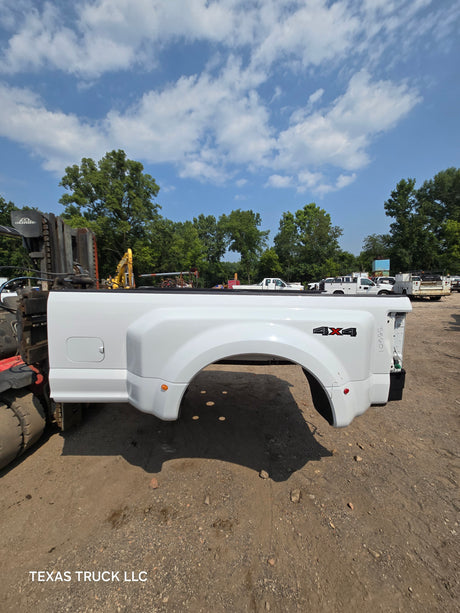 2017-2022 Ford Super Duty F350 F450 F550 8' Dually Bed - Oxford White
