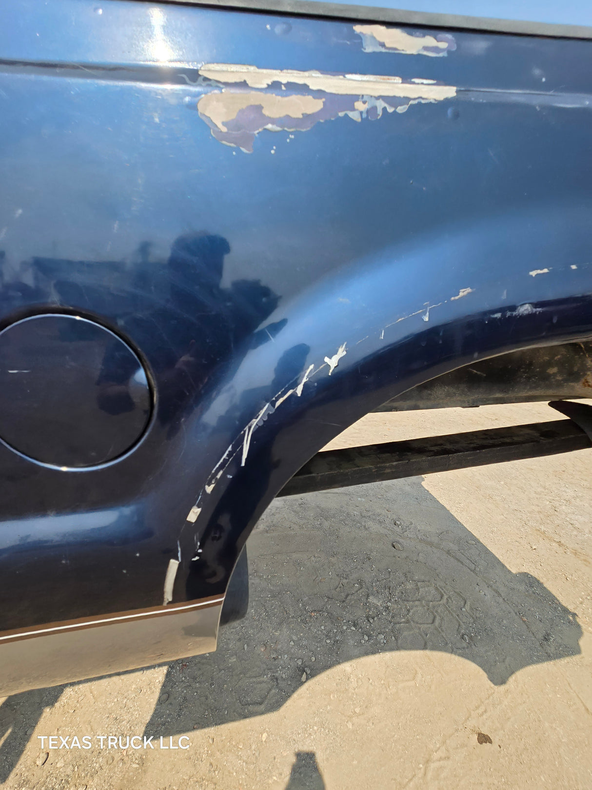 1999-2010 Ford Super Duty F250 F350 6' 9" Short Truck Bed - SEE PICS AND DISCRIPTION