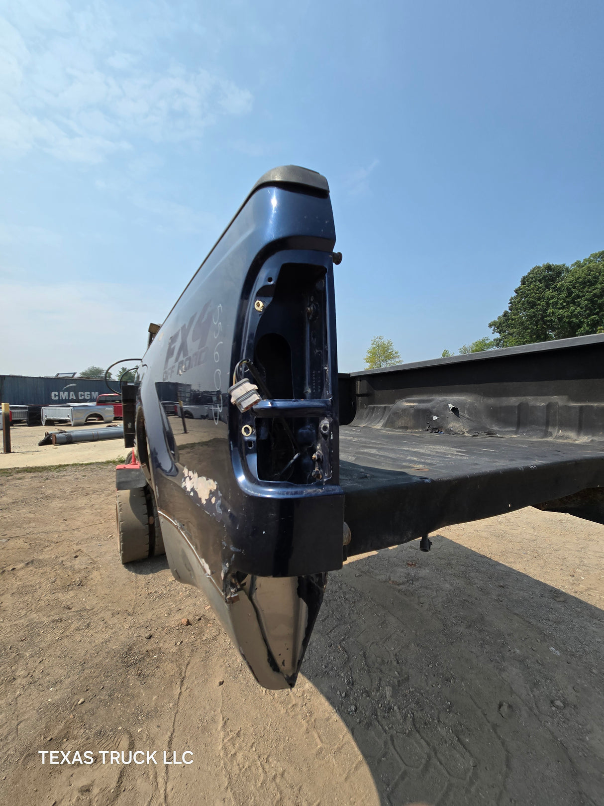 1999-2010 Ford Super Duty F250 F350 6' 9" Short Truck Bed - SEE PICS AND DISCRIPTION