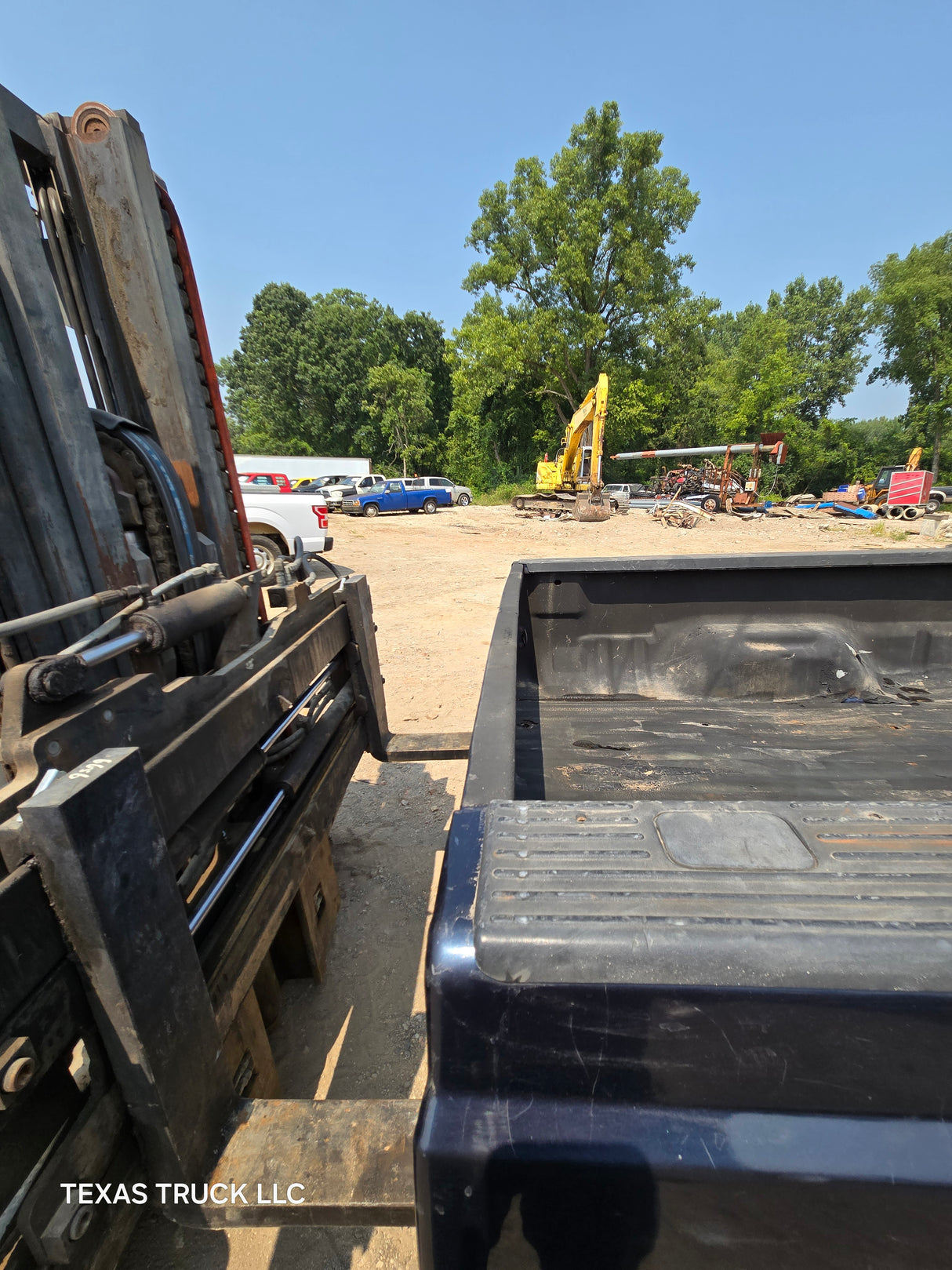 1999-2010 Ford Super Duty F250 F350 6' 9" Short Truck Bed - SEE PICS AND DISCRIPTION