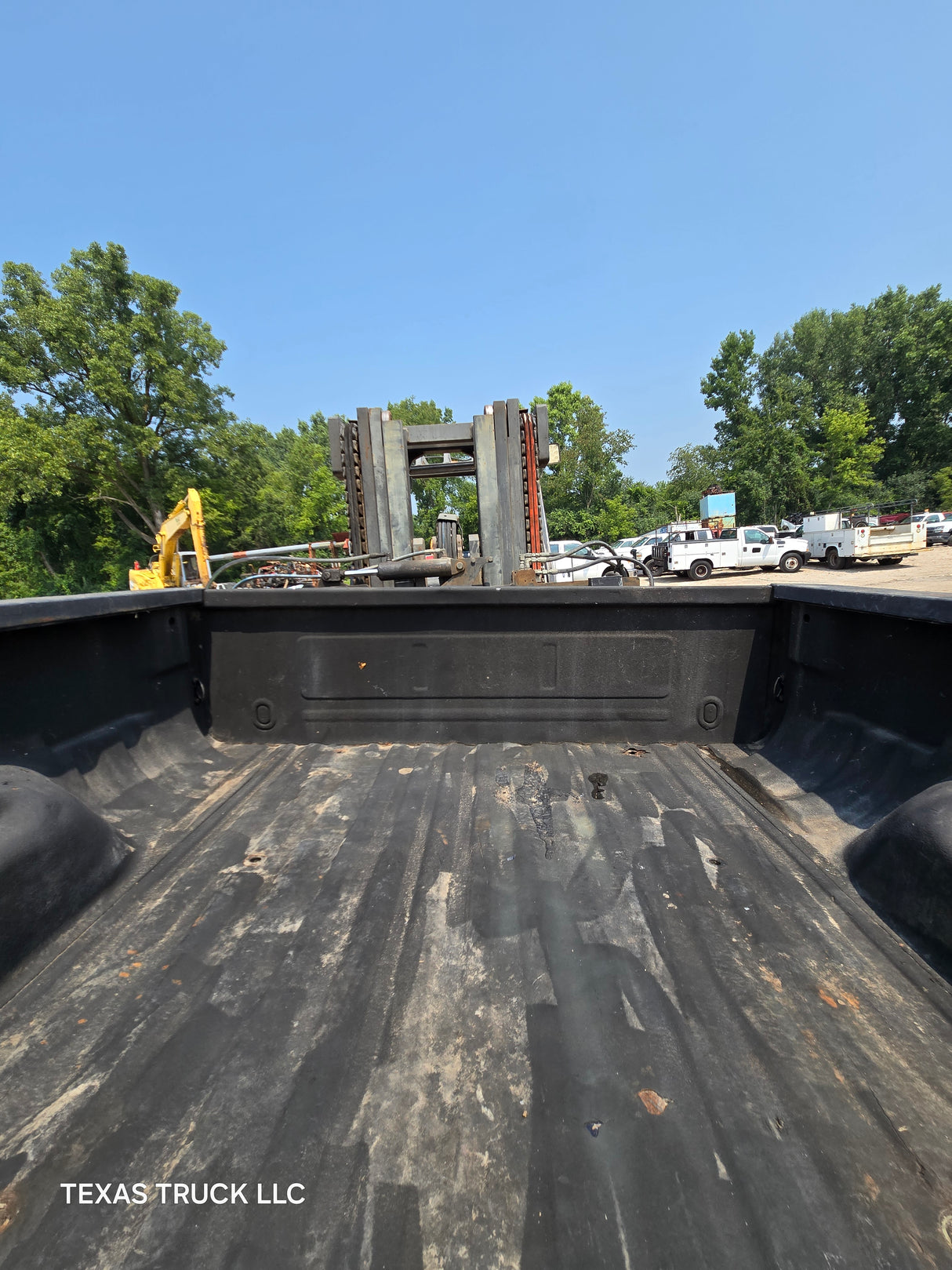 1999-2010 Ford Super Duty F250 F350 6' 9" Short Truck Bed - SEE PICS AND DISCRIPTION