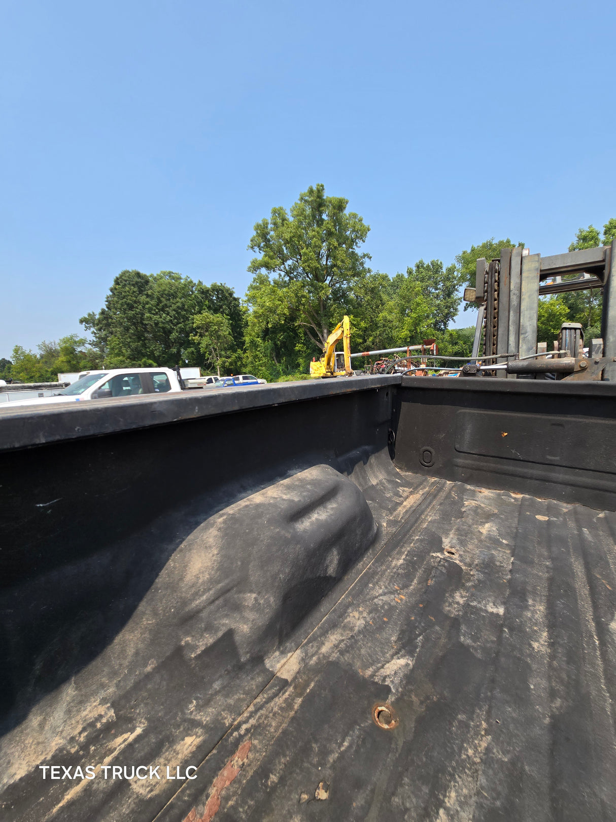1999-2010 Ford Super Duty F250 F350 6' 9" Short Truck Bed - SEE PICS AND DISCRIPTION