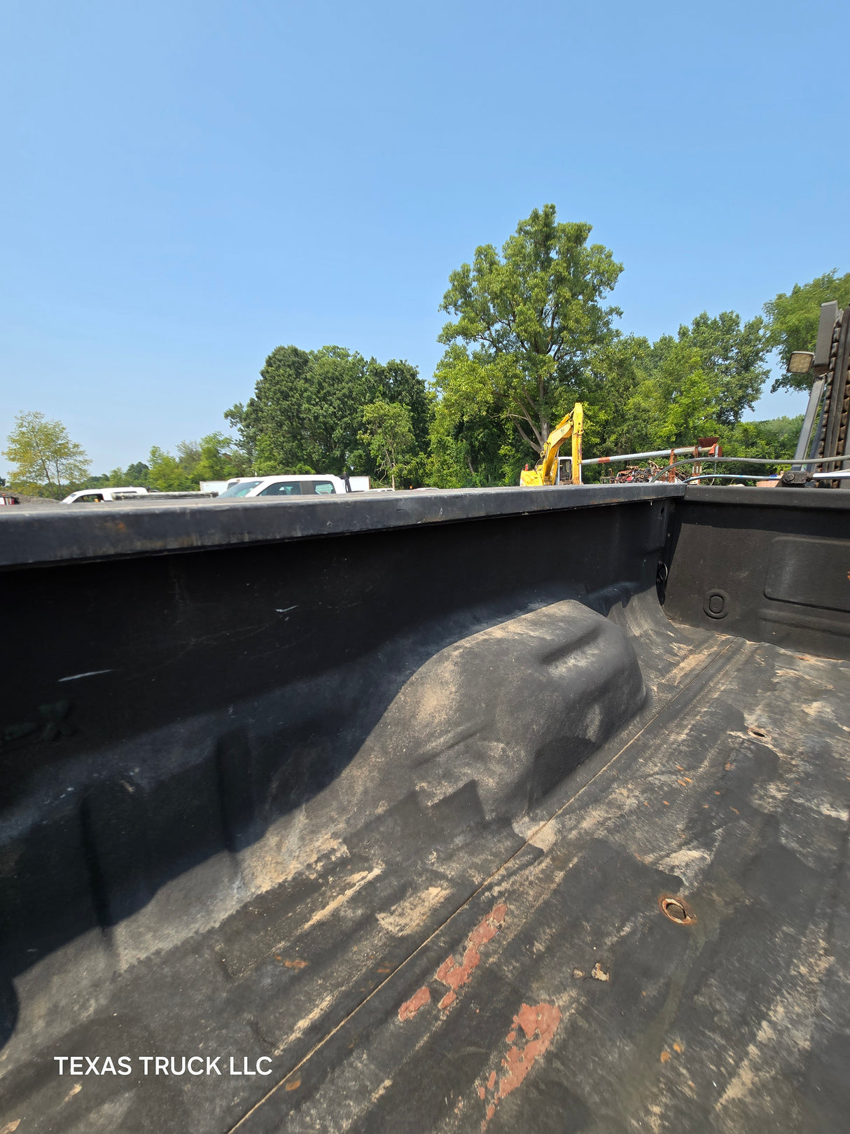 1999-2010 Ford Super Duty F250 F350 6' 9" Short Truck Bed - SEE PICS AND DISCRIPTION