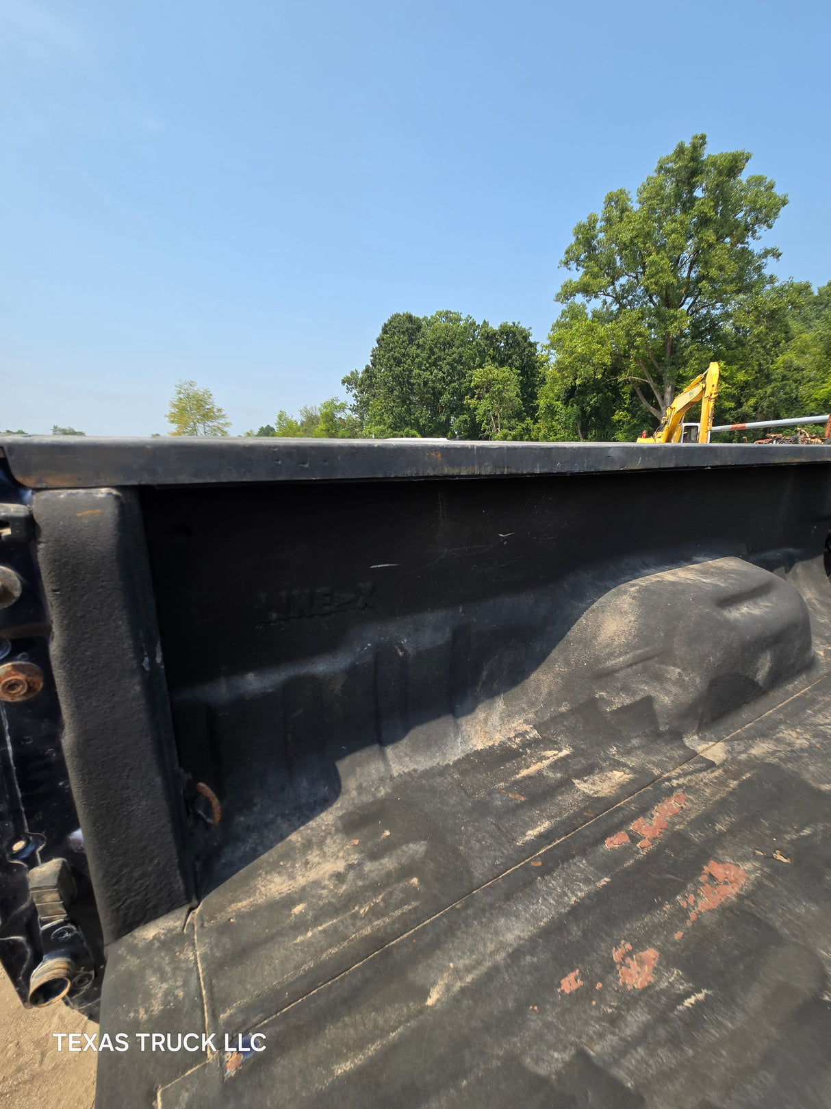 1999-2010 Ford Super Duty F250 F350 6' 9" Short Truck Bed - SEE PICS AND DISCRIPTION