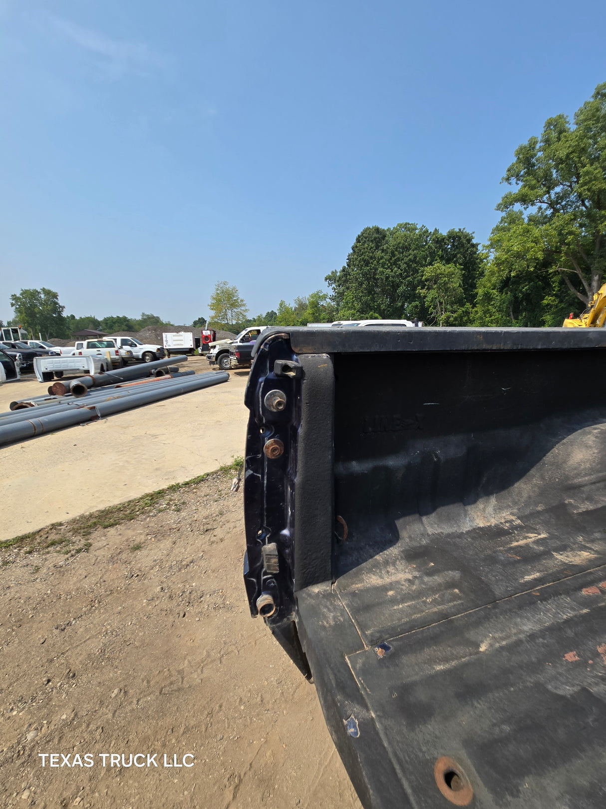 1999-2010 Ford Super Duty F250 F350 6' 9" Short Truck Bed - SEE PICS AND DISCRIPTION