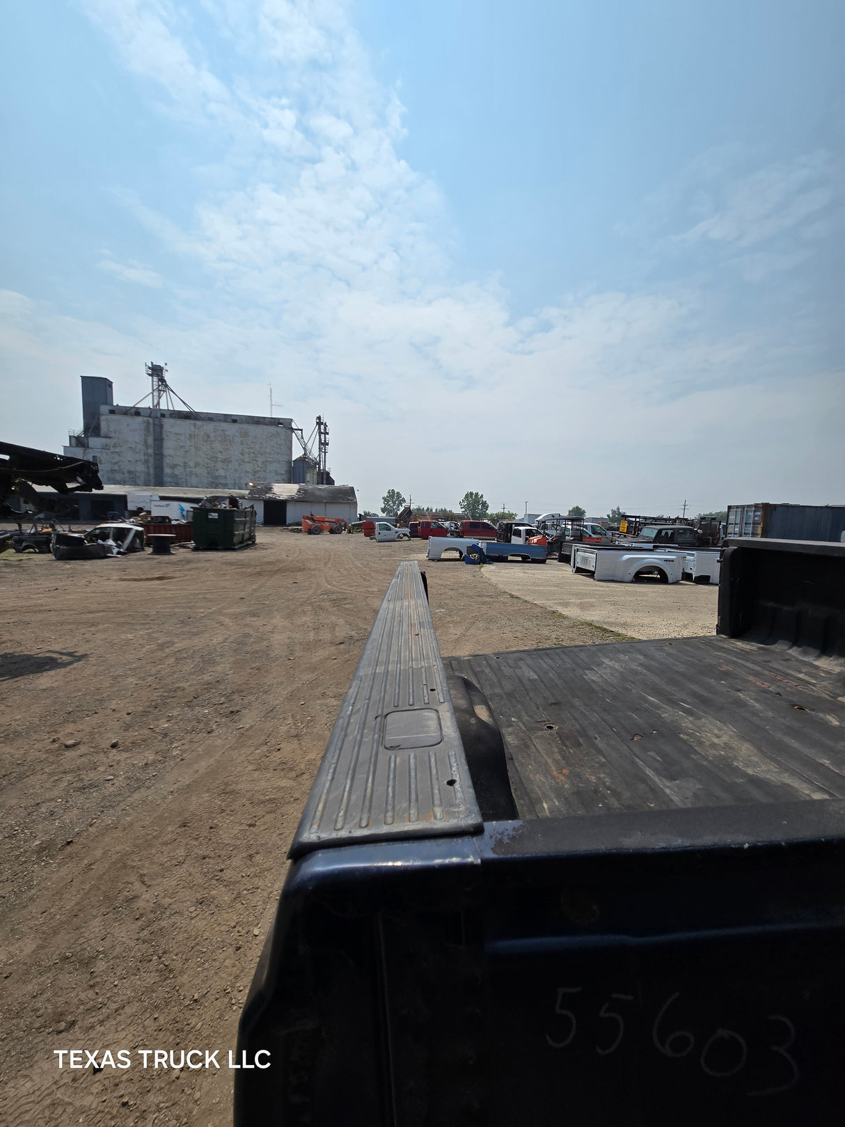 1999-2010 Ford Super Duty F250 F350 6' 9" Short Truck Bed - SEE PICS AND DISCRIPTION