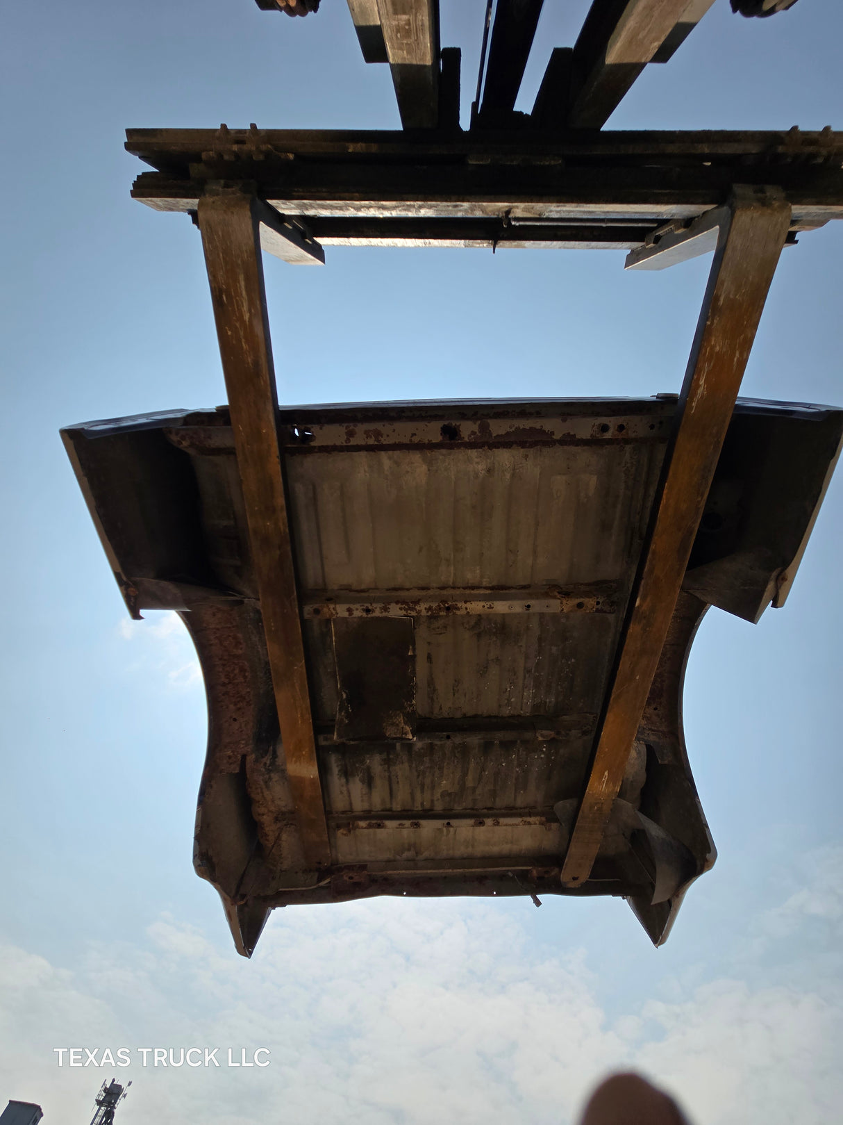 1999-2010 Ford Super Duty F250 F350 6' 9" Short Truck Bed - SEE PICS AND DISCRIPTION