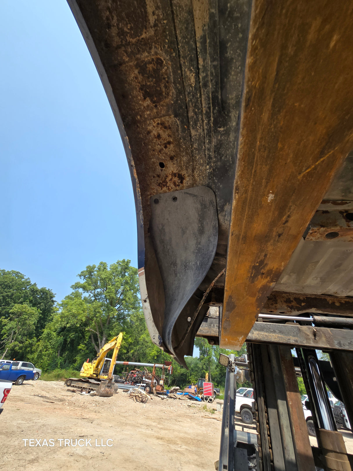 1999-2010 Ford Super Duty F250 F350 6' 9" Short Truck Bed - SEE PICS AND DISCRIPTION