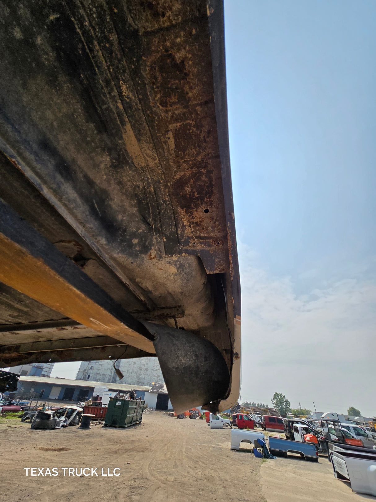 1999-2010 Ford Super Duty F250 F350 6' 9" Short Truck Bed - SEE PICS AND DISCRIPTION