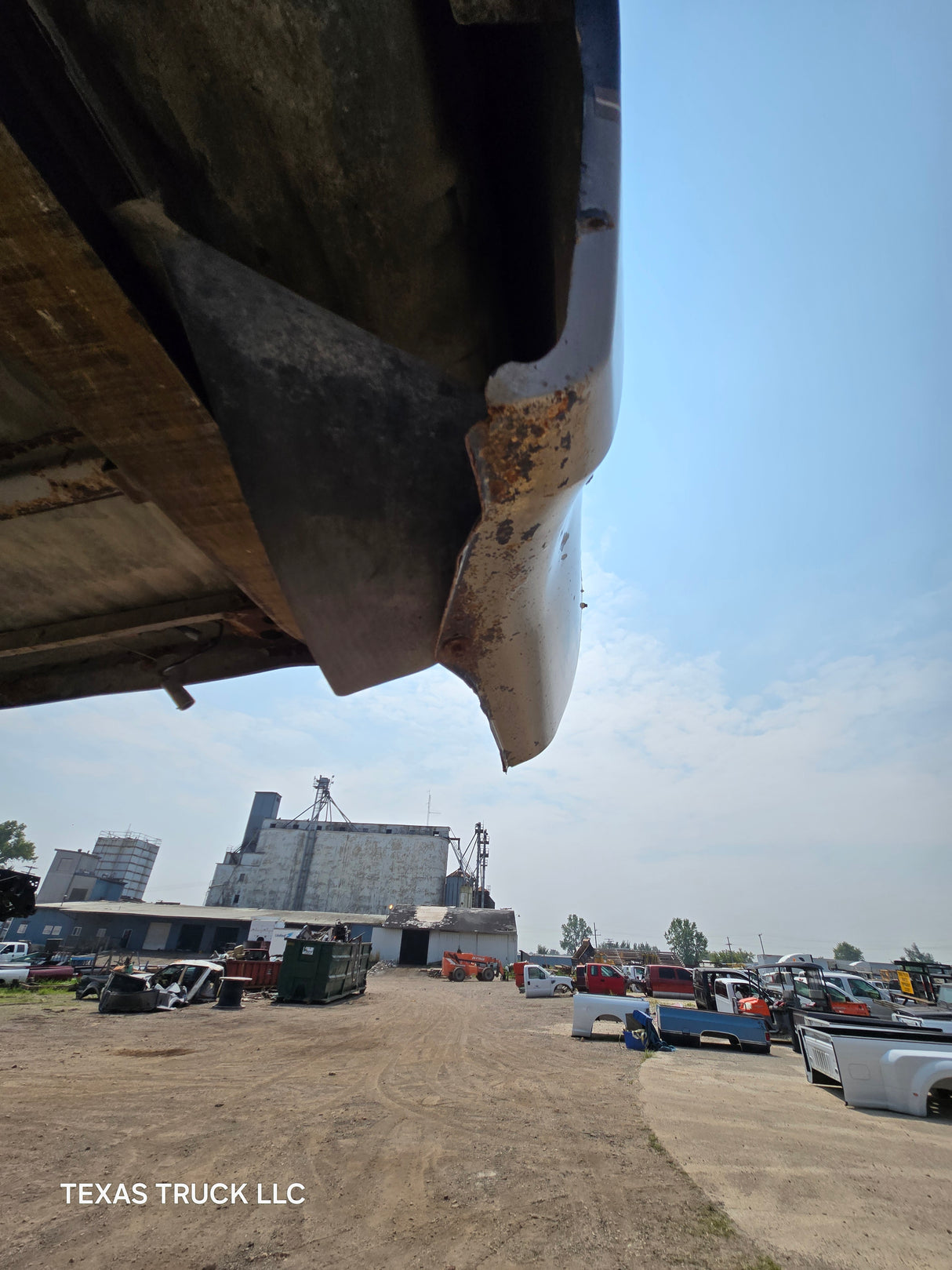 1999-2010 Ford Super Duty F250 F350 6' 9" Short Truck Bed - SEE PICS AND DISCRIPTION
