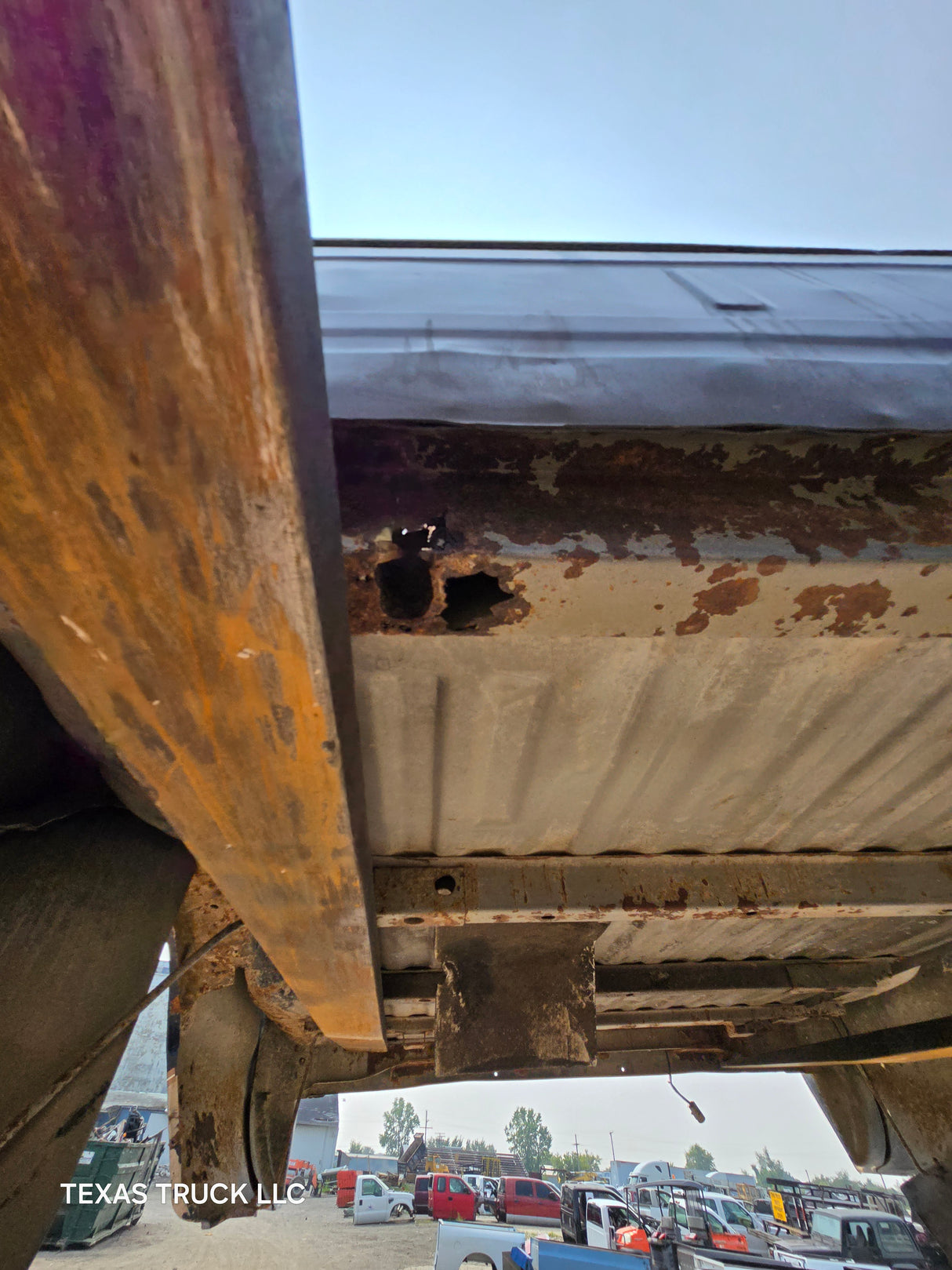 1999-2010 Ford Super Duty F250 F350 6' 9" Short Truck Bed - SEE PICS AND DISCRIPTION