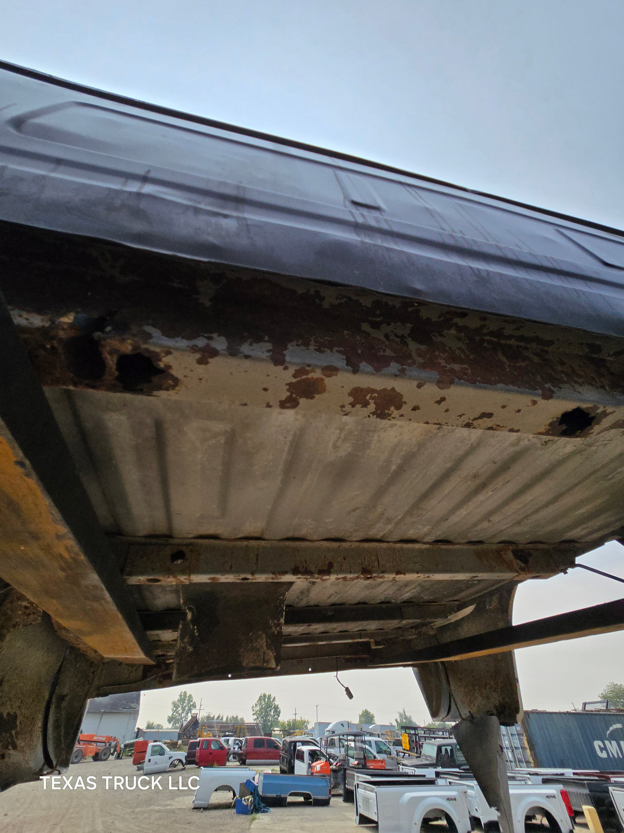 1999-2010 Ford Super Duty F250 F350 6' 9" Short Truck Bed - SEE PICS AND DISCRIPTION