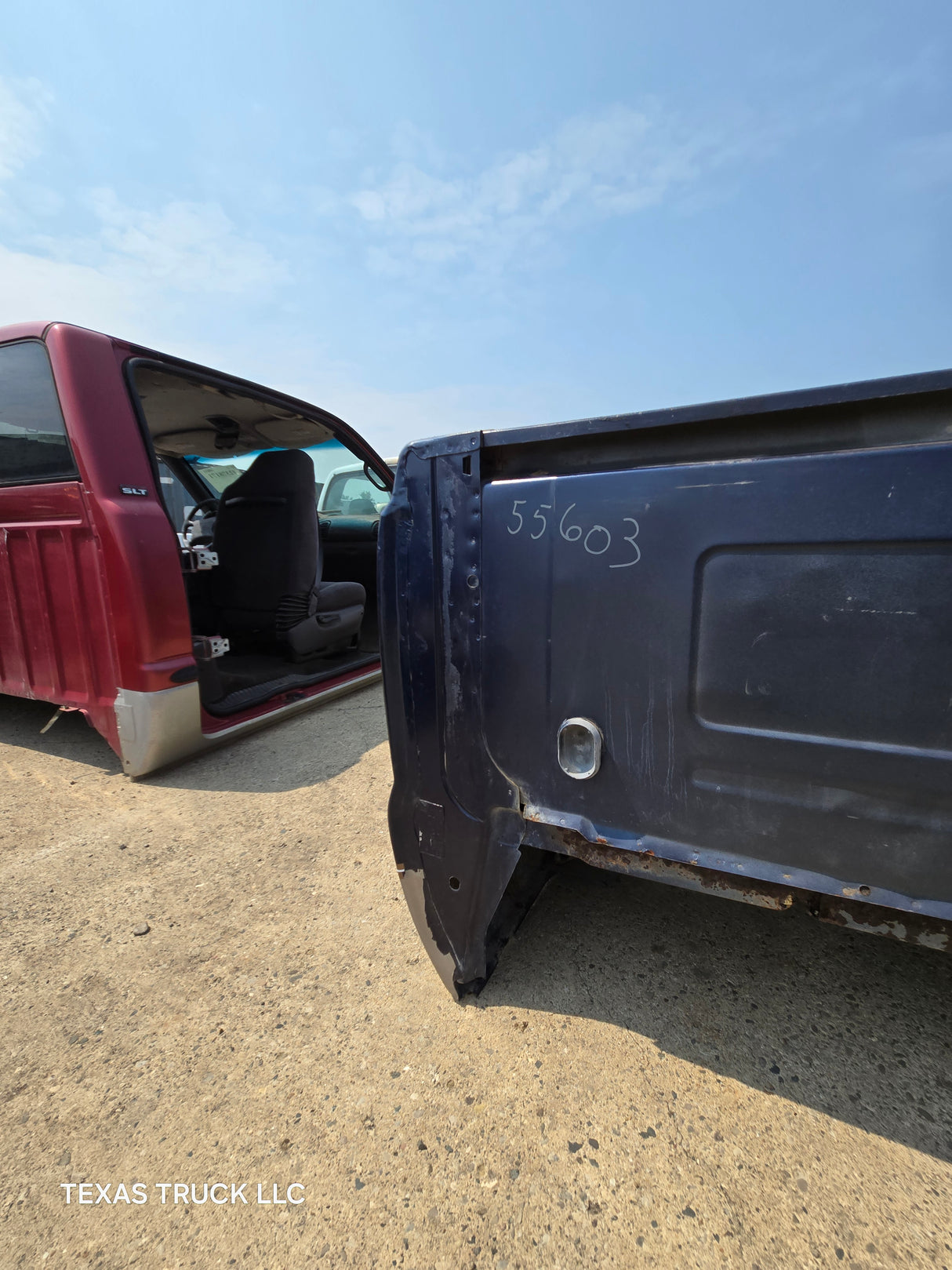 1999-2010 Ford Super Duty F250 F350 6' 9" Short Truck Bed - SEE PICS AND DISCRIPTION