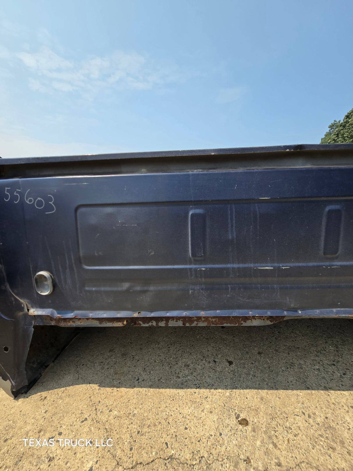 1999-2010 Ford Super Duty F250 F350 6' 9" Short Truck Bed - SEE PICS AND DISCRIPTION