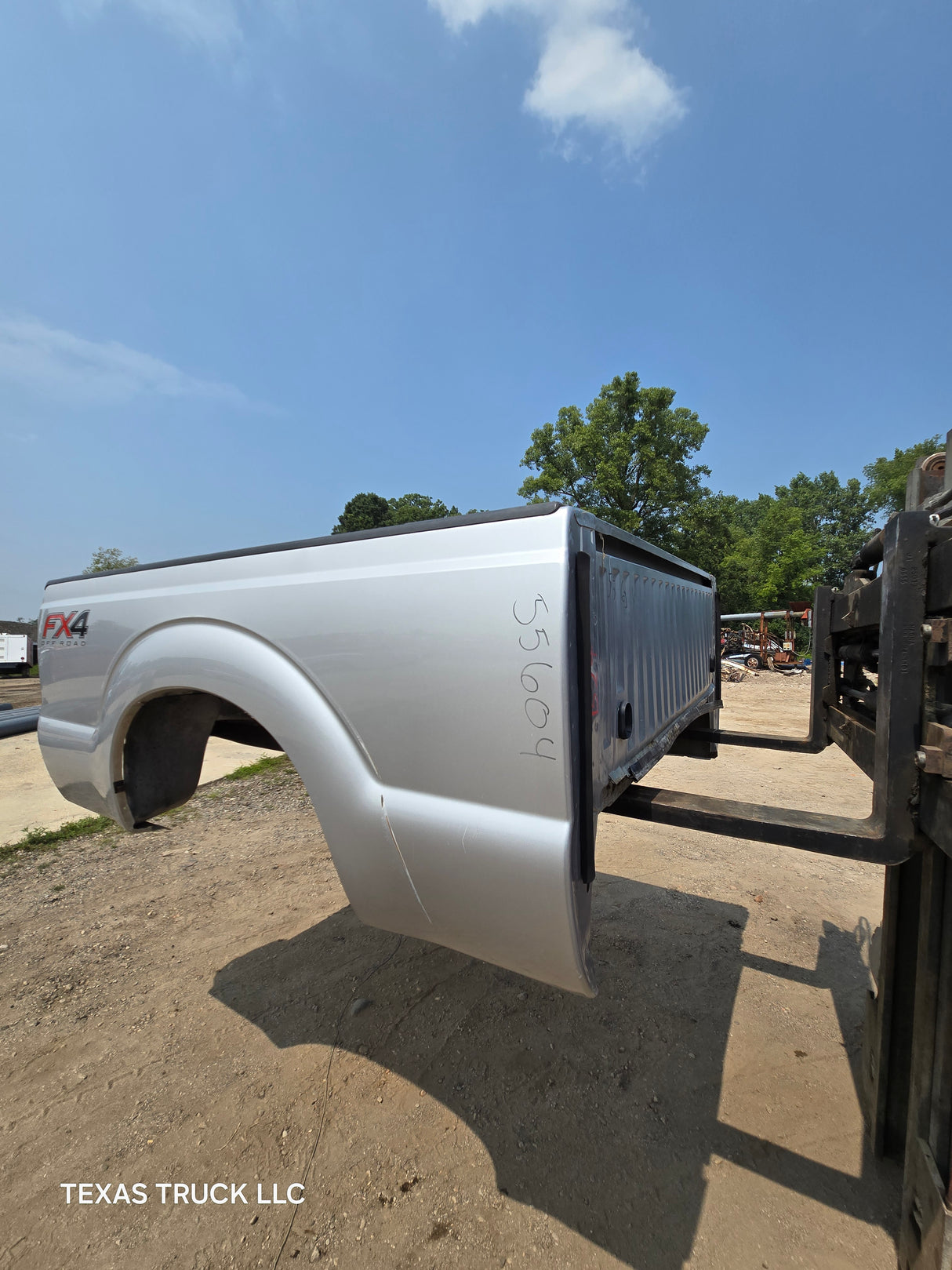 2011-2016 Ford F250 F350 Super Duty 6' 9" Short Truck Bed - Silver