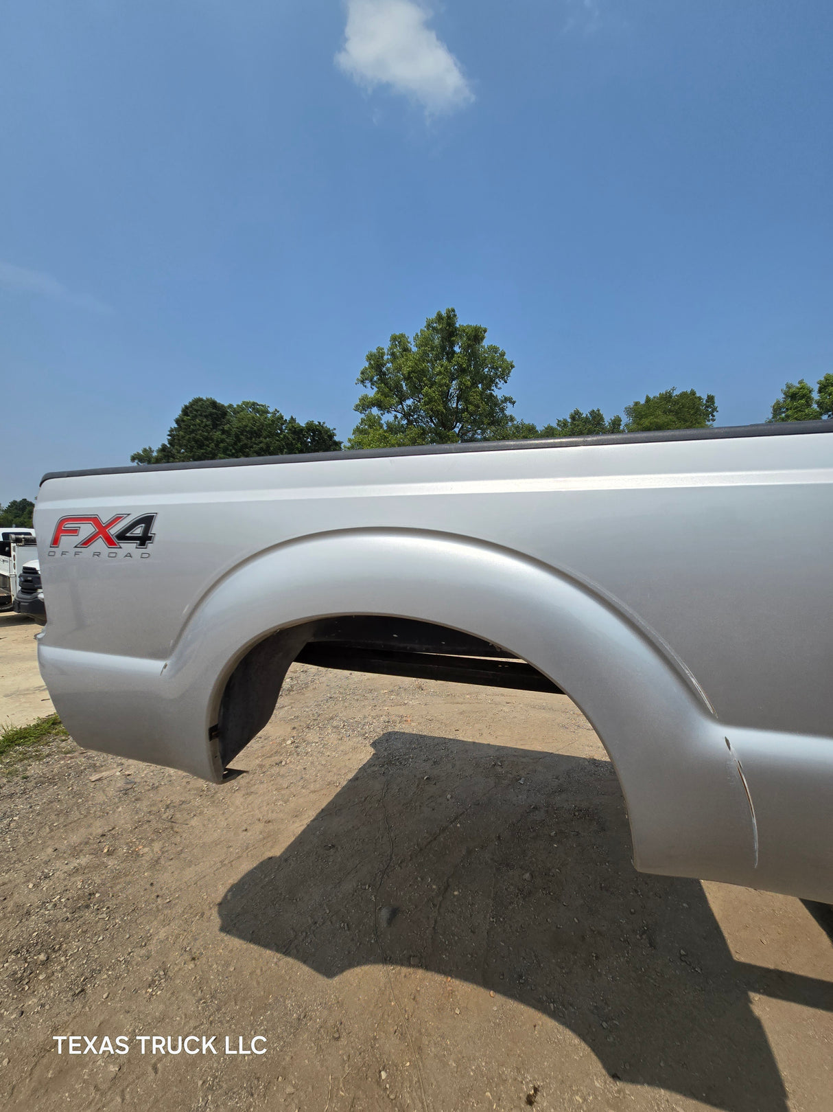 2011-2016 Ford F250 F350 Super Duty 6' 9" Short Truck Bed - Silver