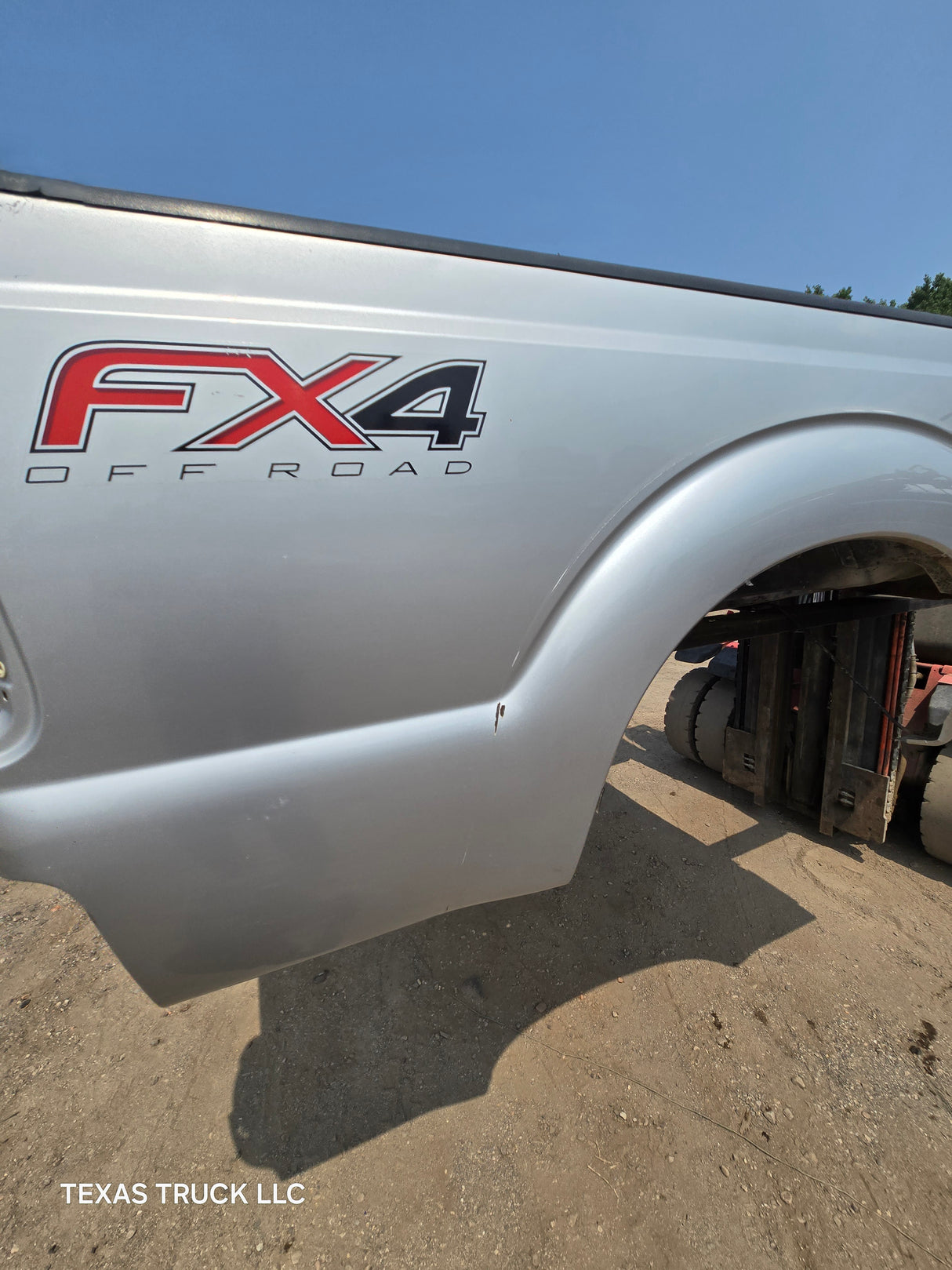 2011-2016 Ford F250 F350 Super Duty 6' 9" Short Truck Bed - Silver