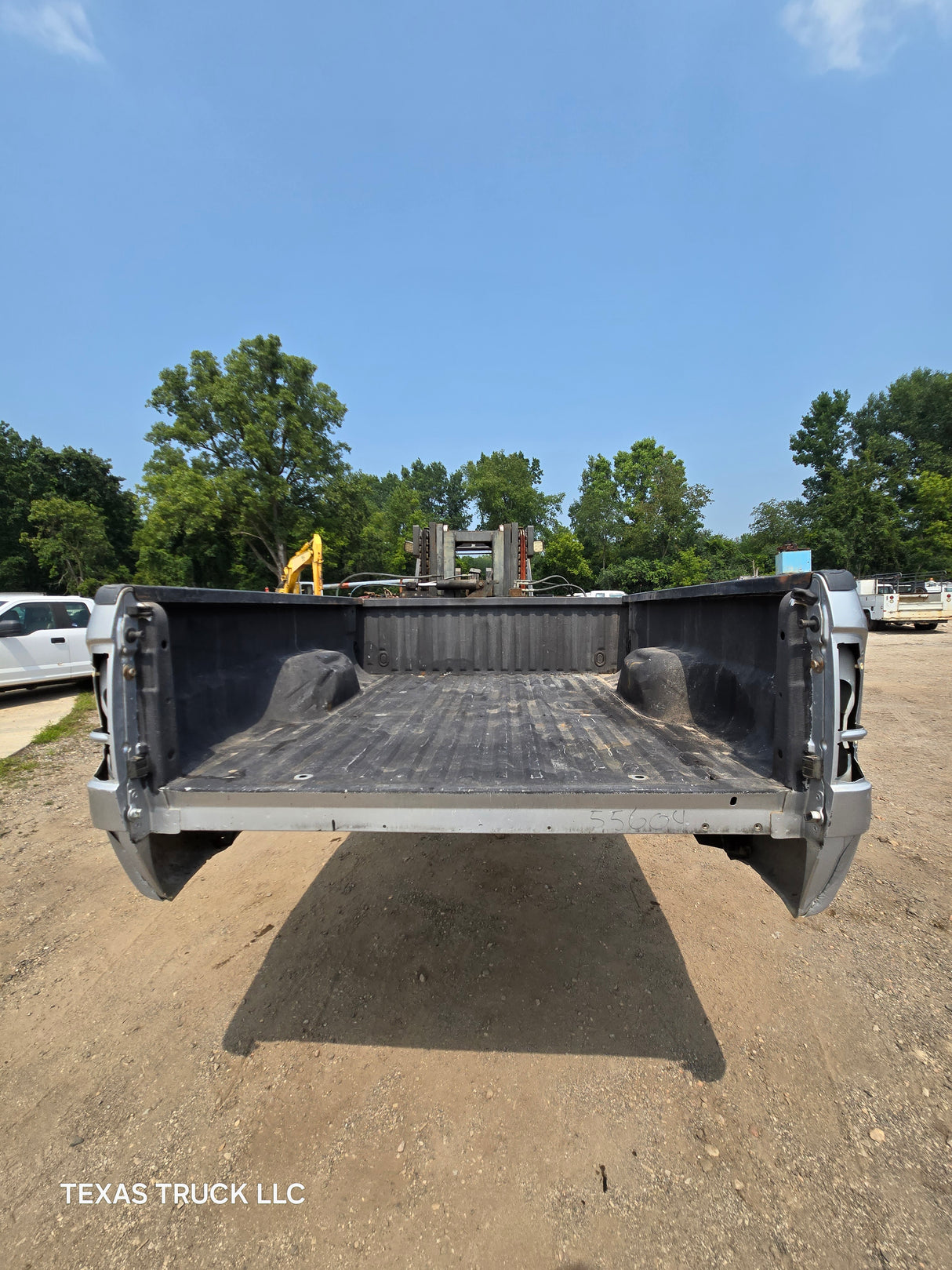 2011-2016 Ford F250 F350 Super Duty 6' 9" Short Truck Bed - Silver