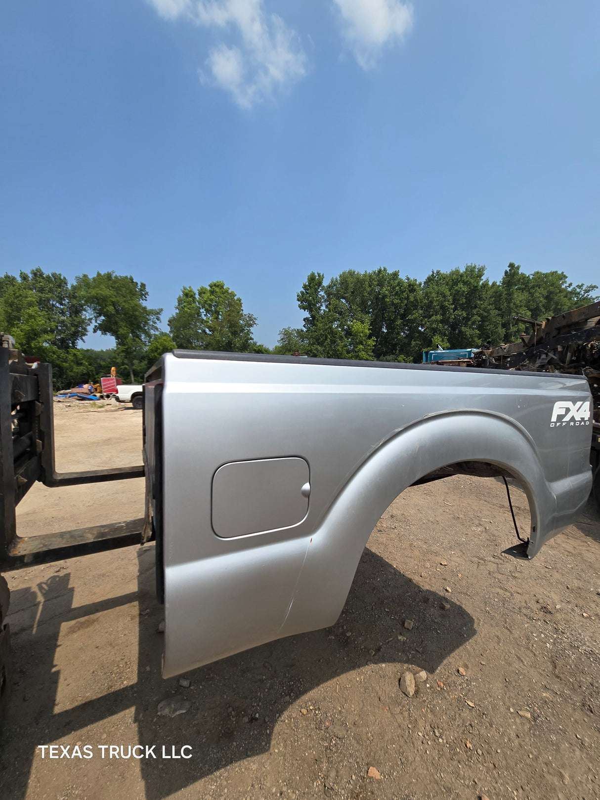 2011-2016 Ford F250 F350 Super Duty 6' 9" Short Truck Bed - Silver