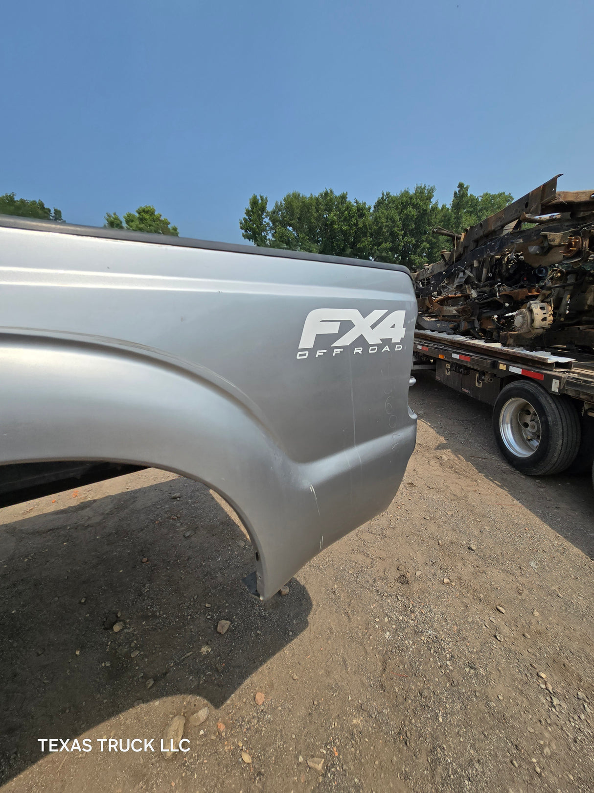 2011-2016 Ford F250 F350 Super Duty 6' 9" Short Truck Bed - Silver