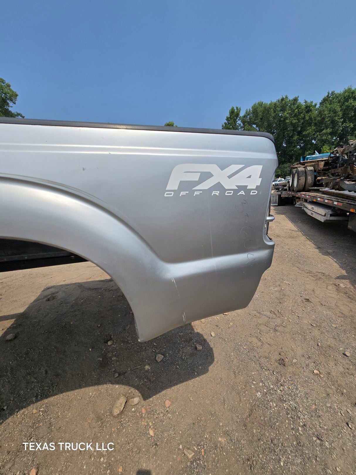 2011-2016 Ford F250 F350 Super Duty 6' 9" Short Truck Bed - Silver