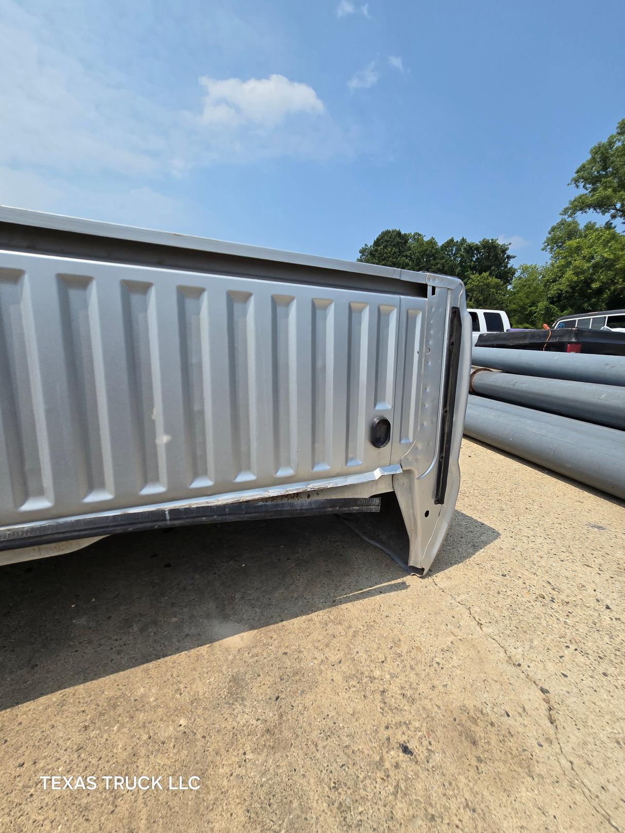 2011-2016 Ford F250 F350 Super Duty 6' 9" Short Truck Bed - Silver