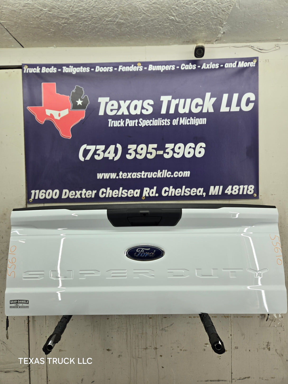 2023-2025 Ford Super Duty F250 F350 F450 F550 Tailgate - Oxford White